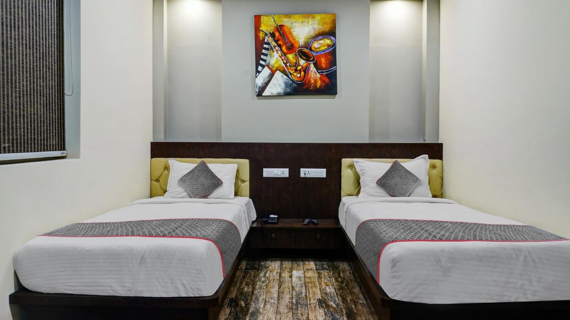 Deluxe Twin Room photo 3