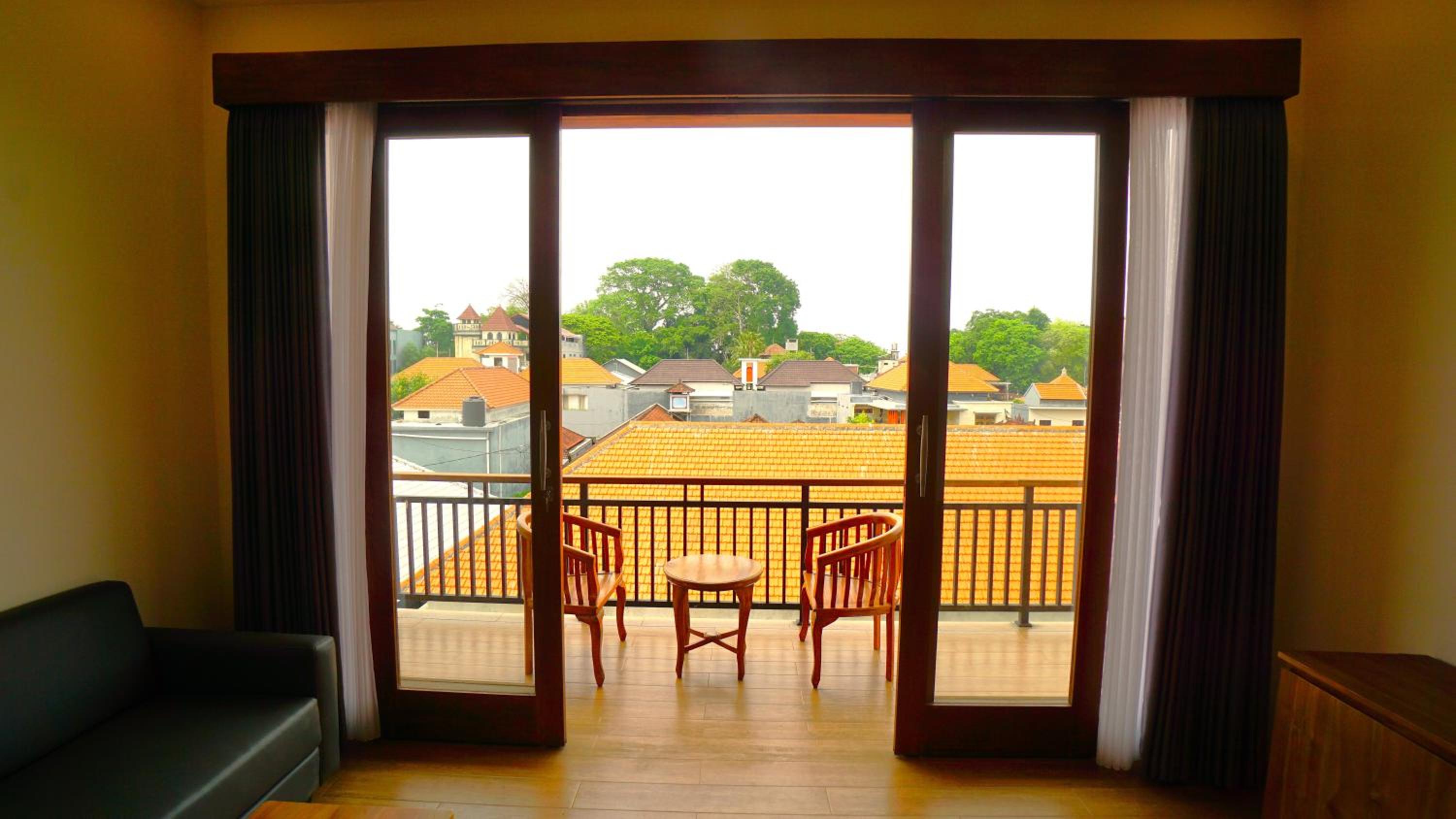 Superior King Room photo 2