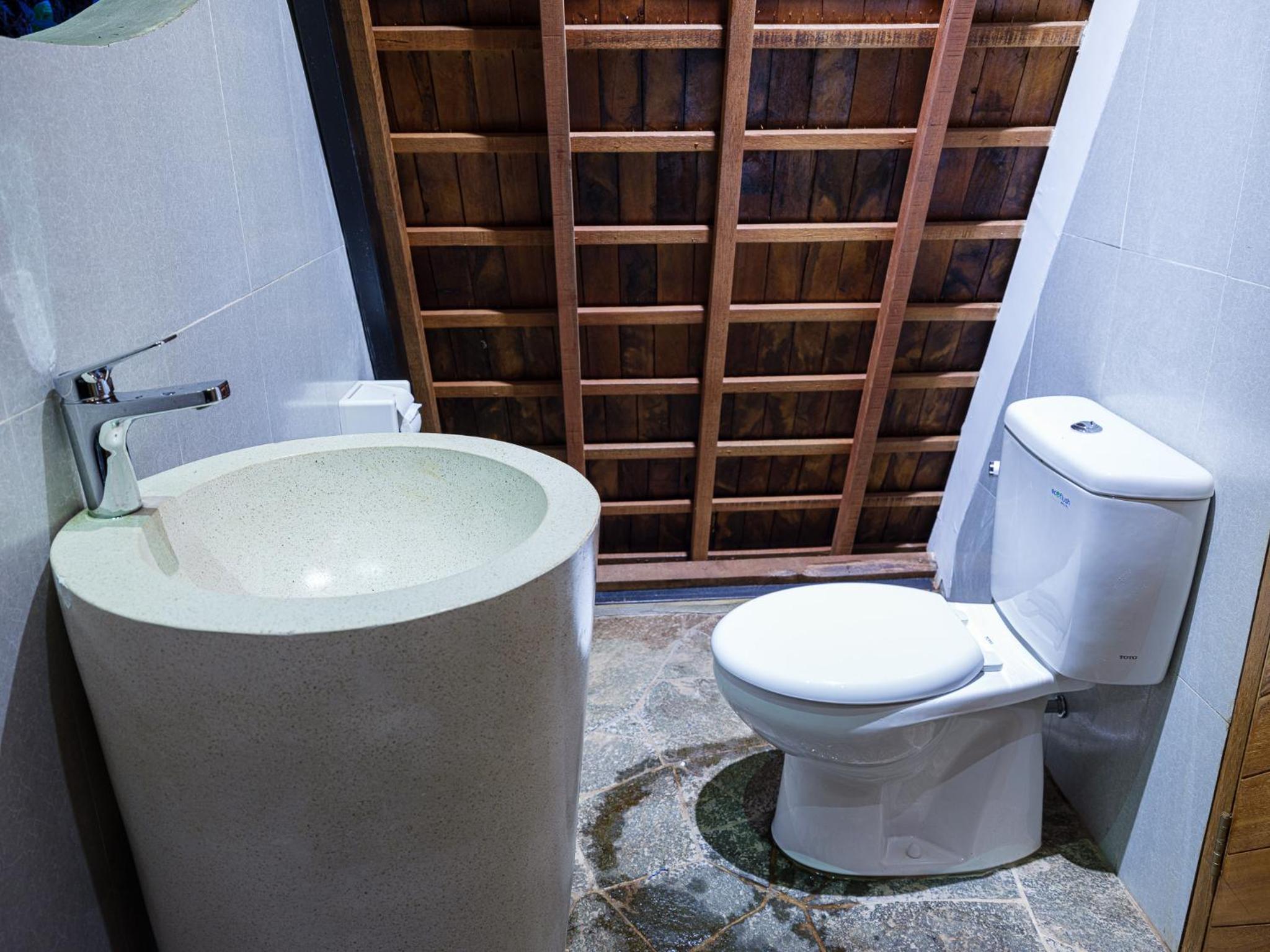 Standard Glamping Cabin - Photo 3