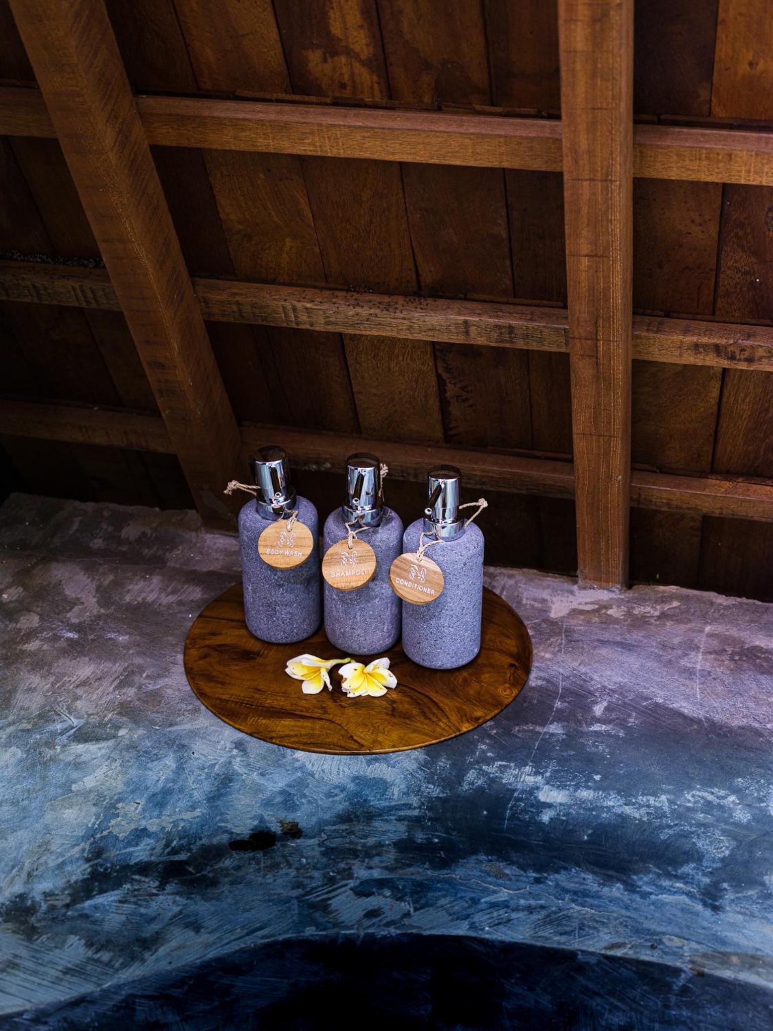 Standard Glamping Cabin - Photo 2
