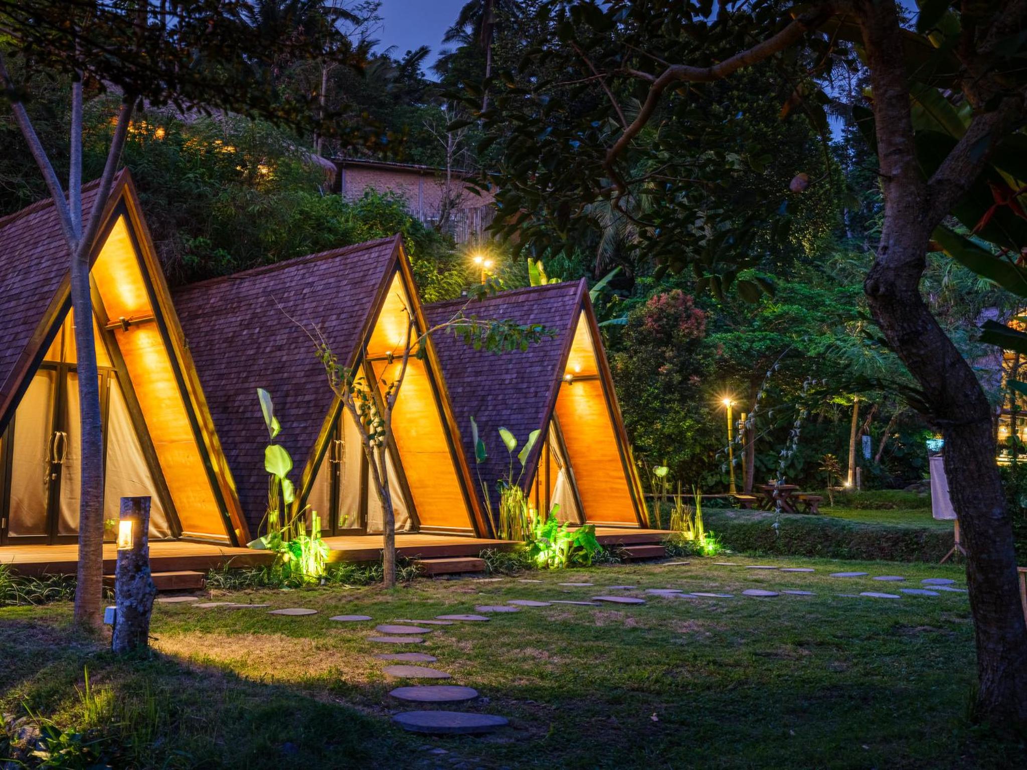 Standard Glamping Cabin - Photo 6