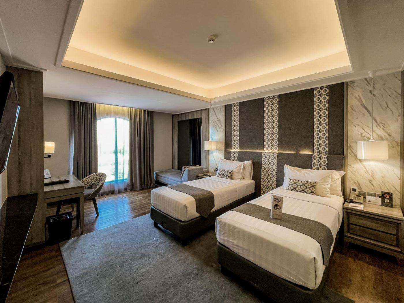 Executive Twin Room - Photo 4