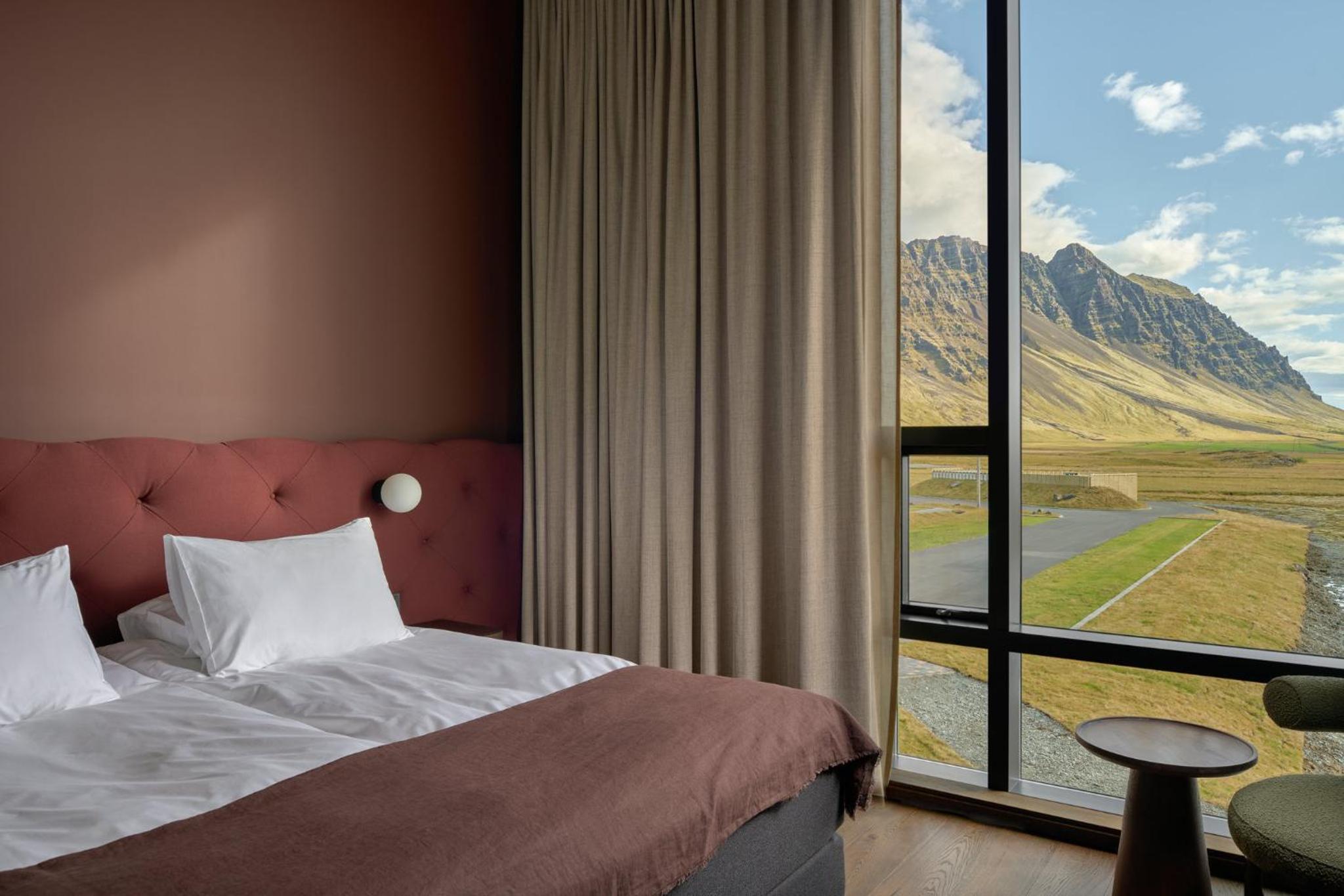 Double Room with Mountain View - Photo 9