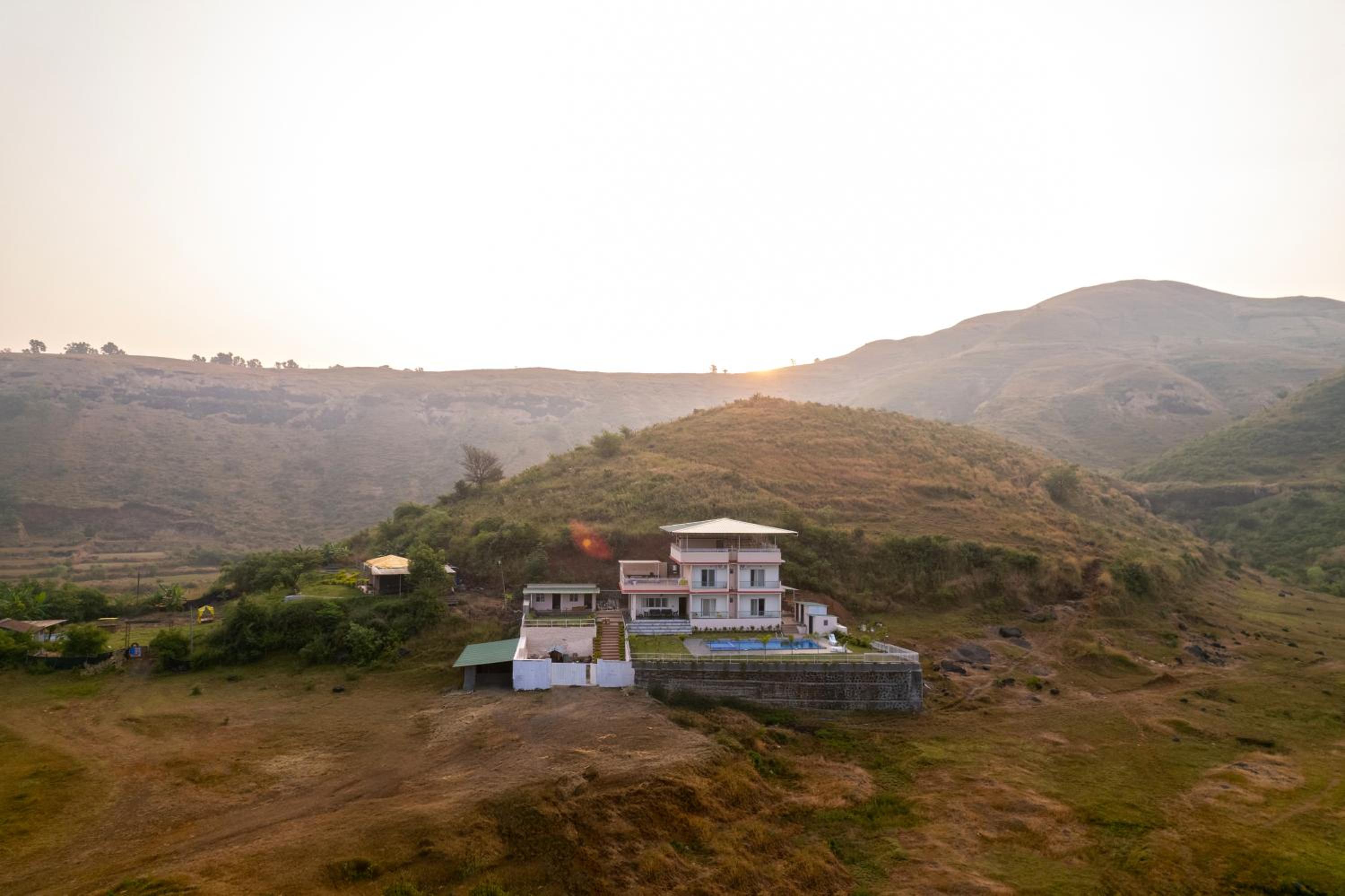 Villa photo 2