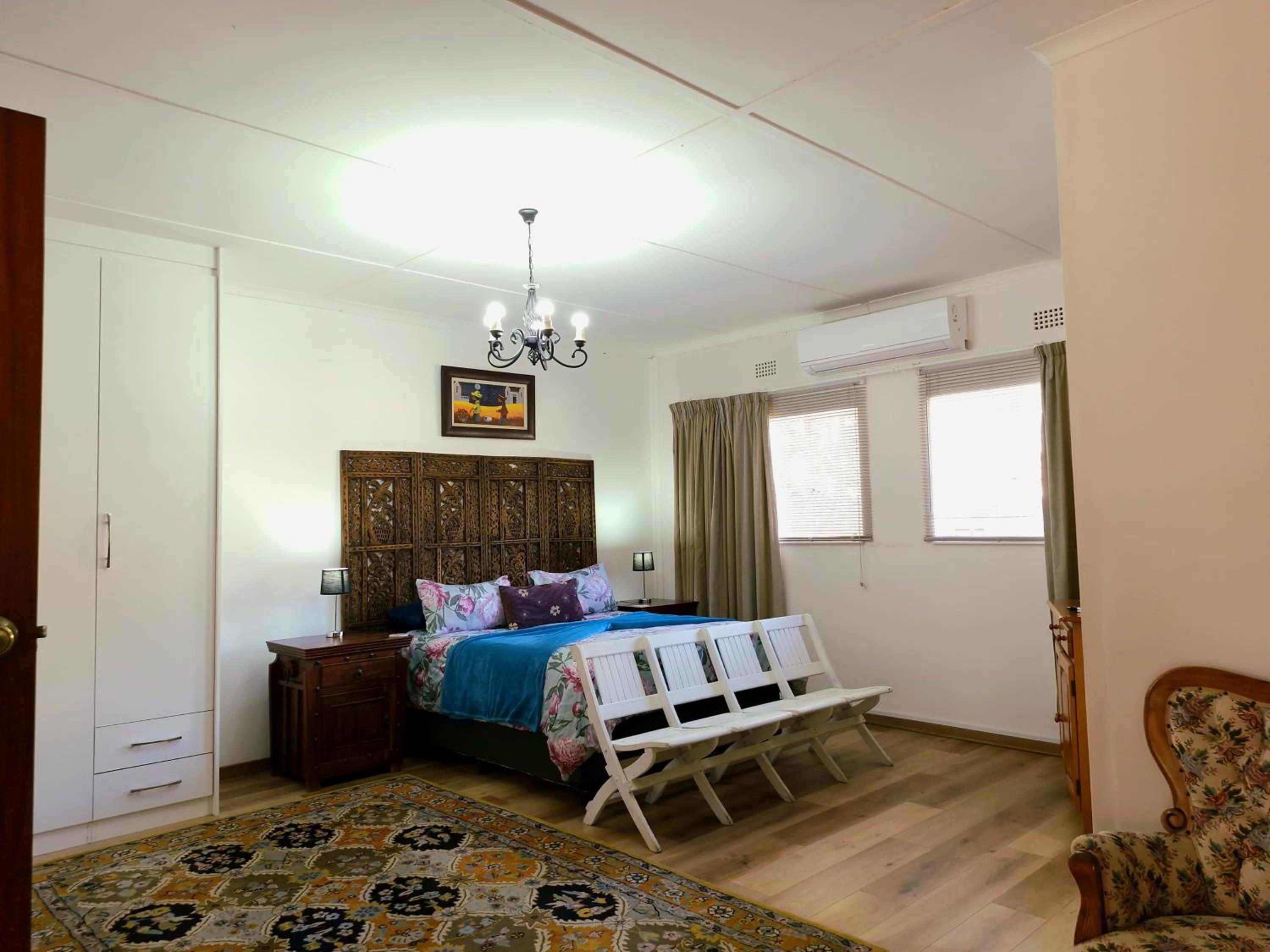 Deluxe King Room photo 2