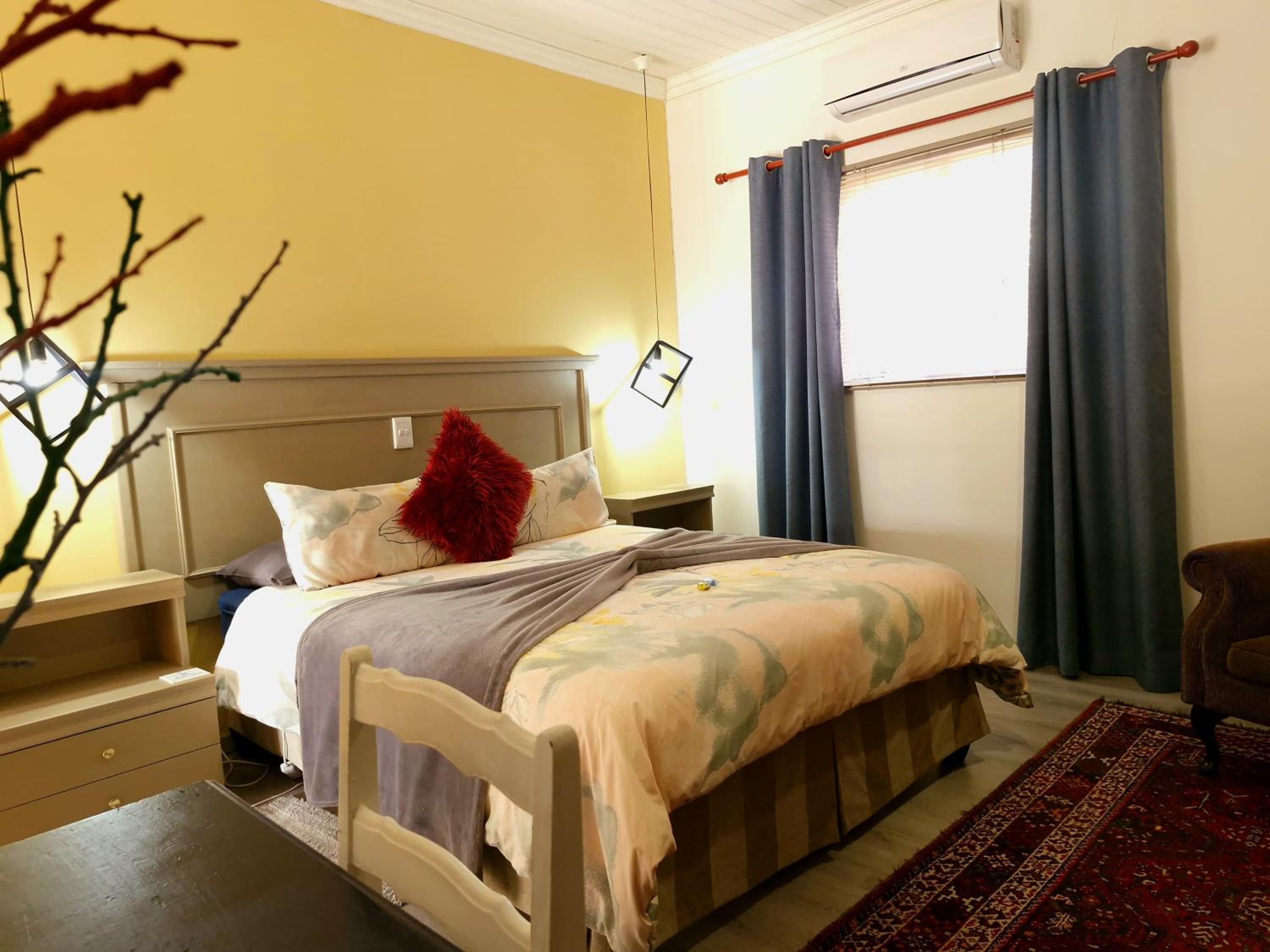 Deluxe Queen Room photo 1