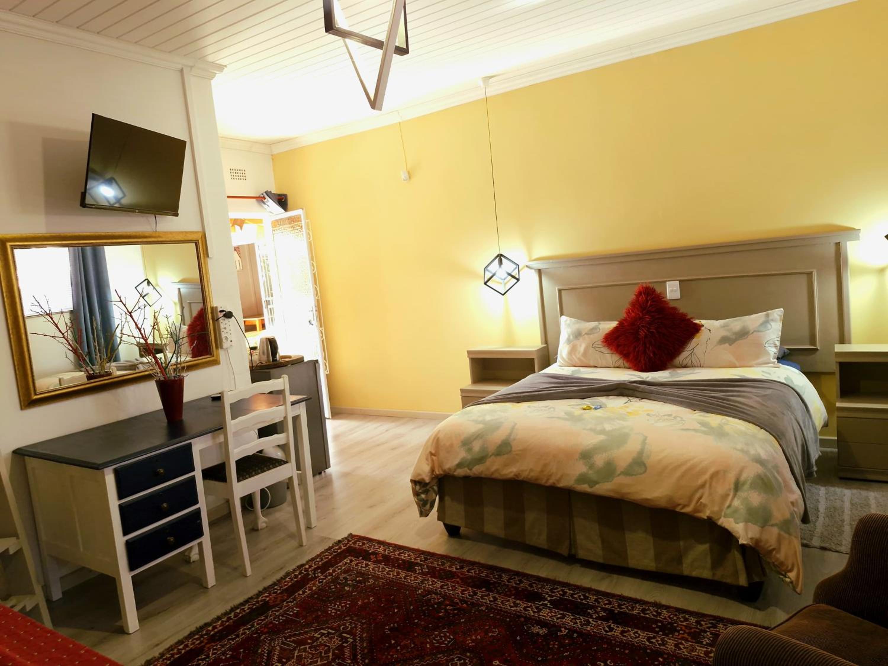 Deluxe Queen Room photo 2