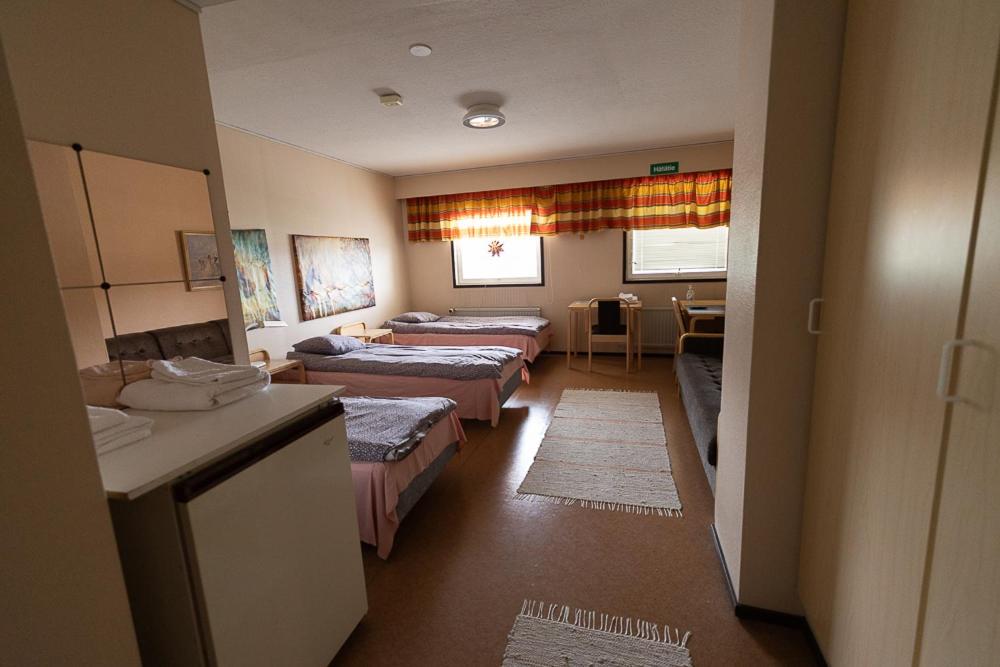 Family Room with Private Bathroom - Photo 1