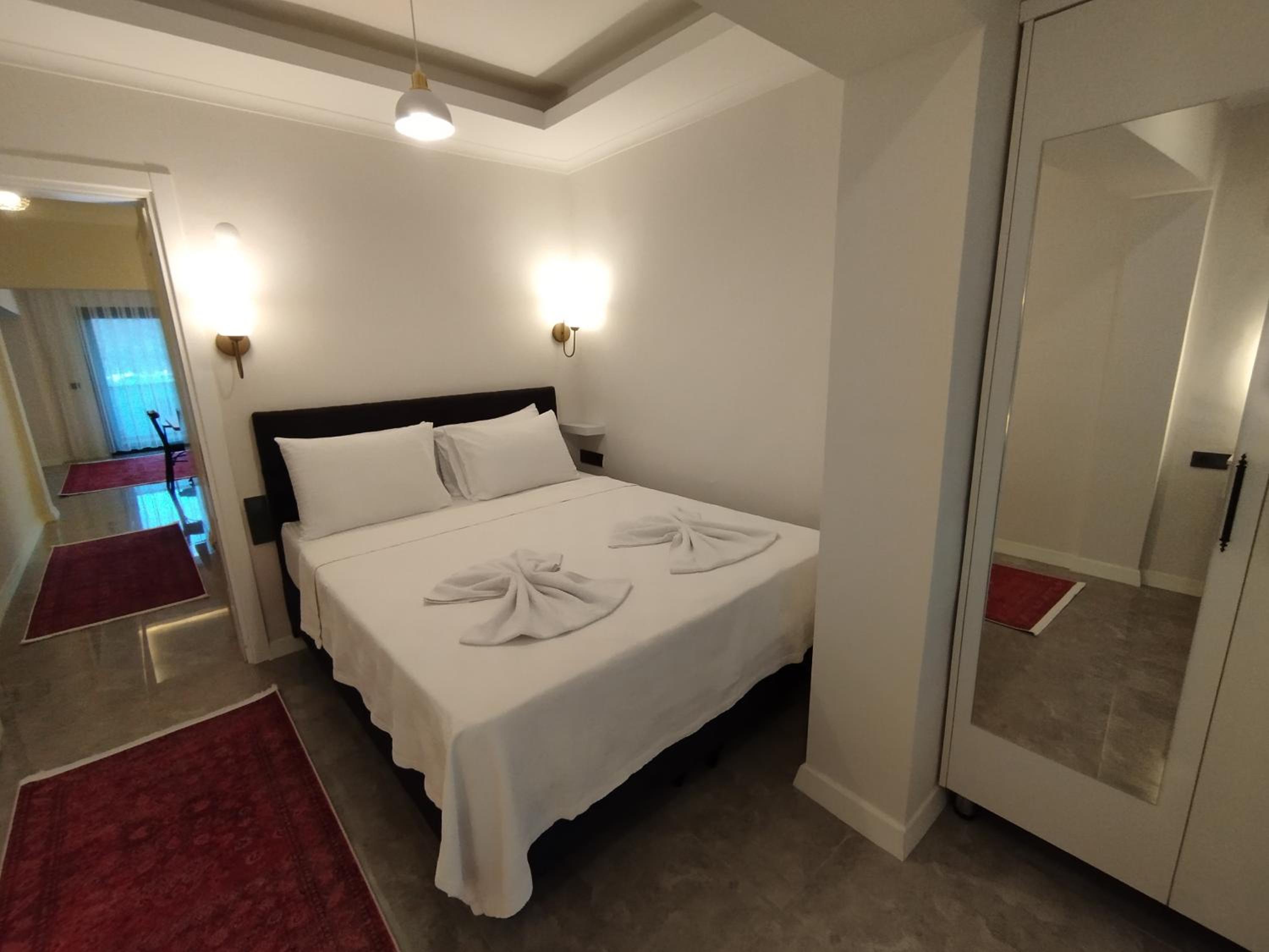 Apartment with View and Balcony - Photo 10