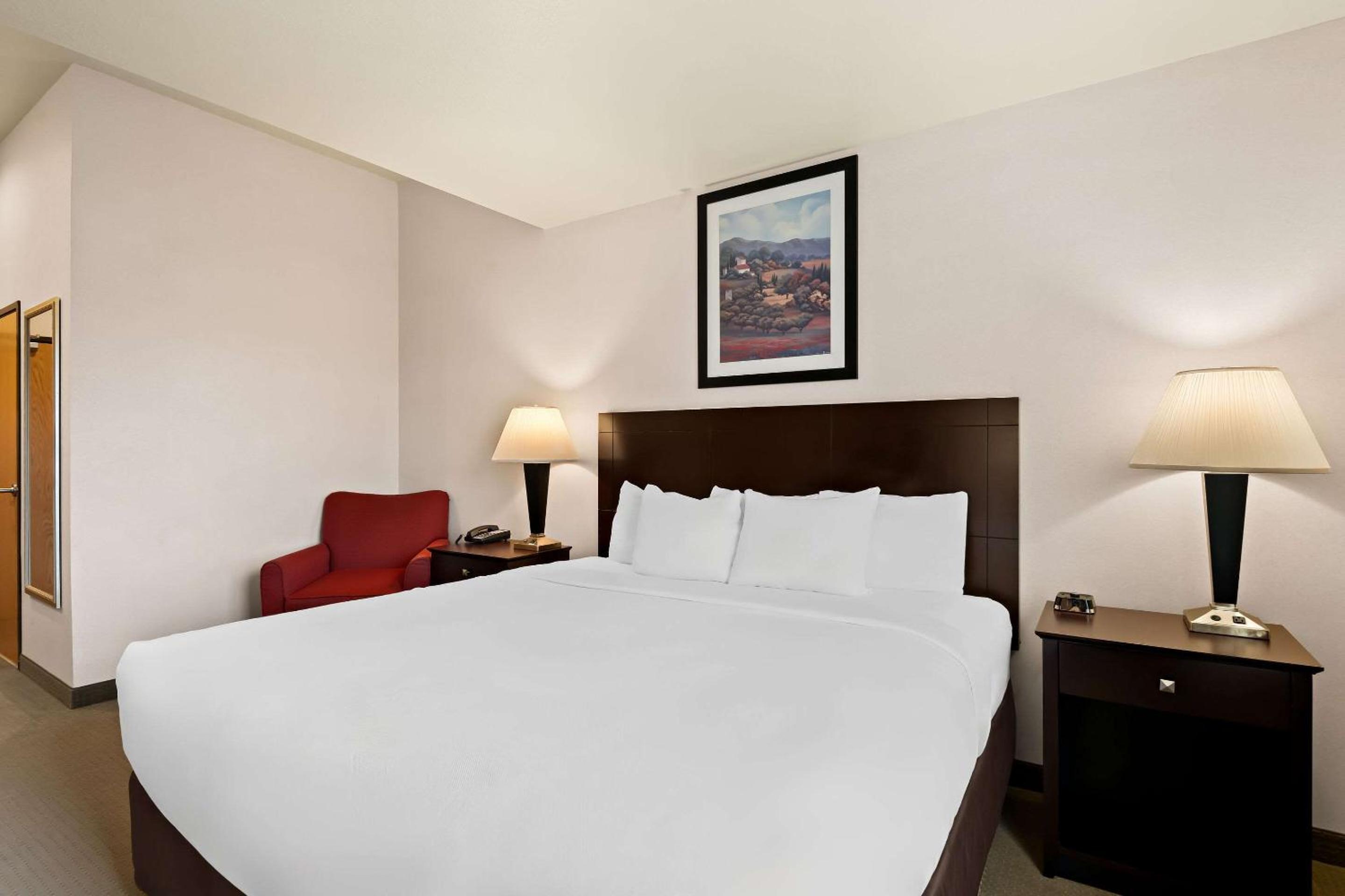 King Room/Disability Access - Non-Smoking - Photo 6