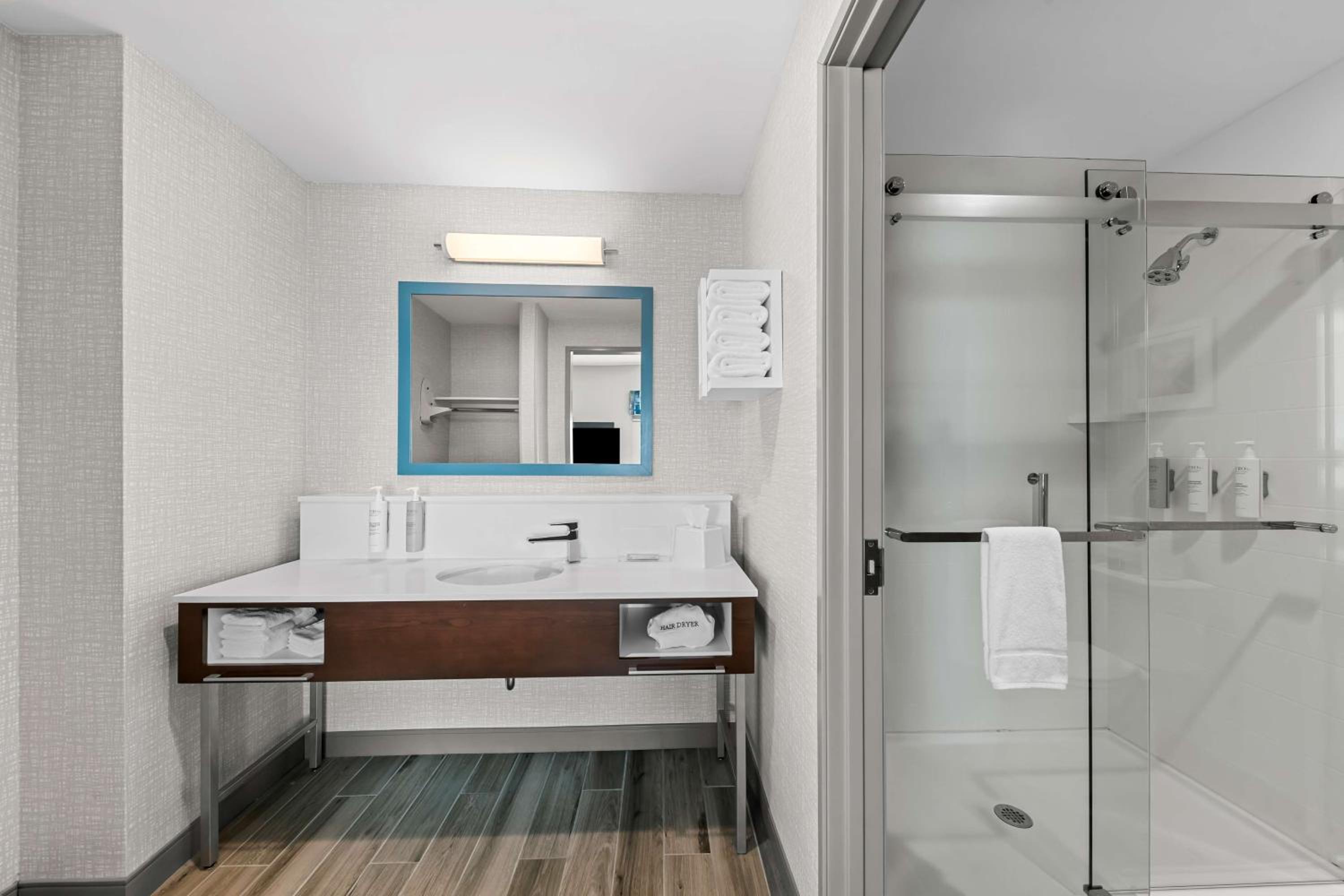 King Studio Suite - Non Smoking - Photo 4