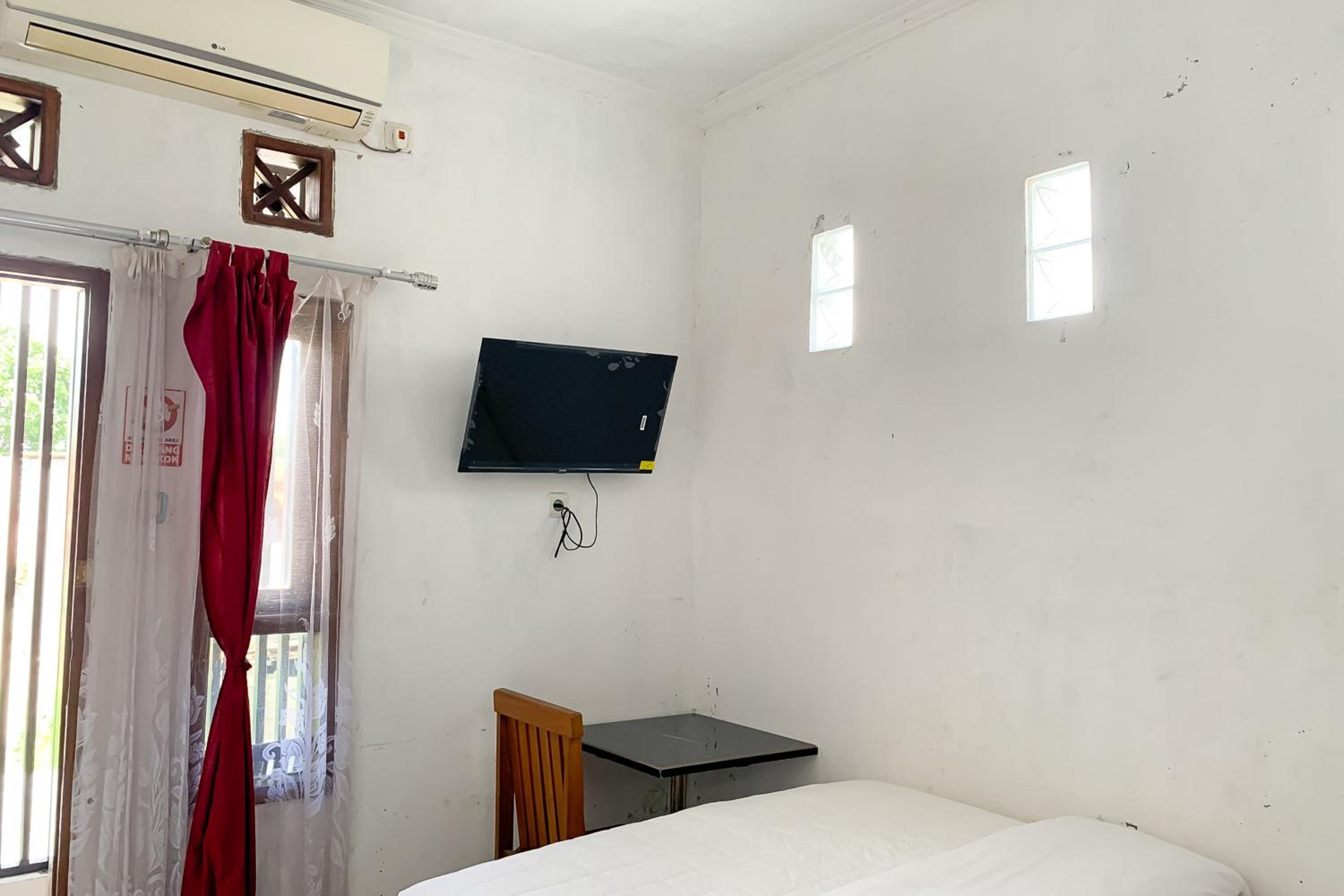 Single Room photo 2