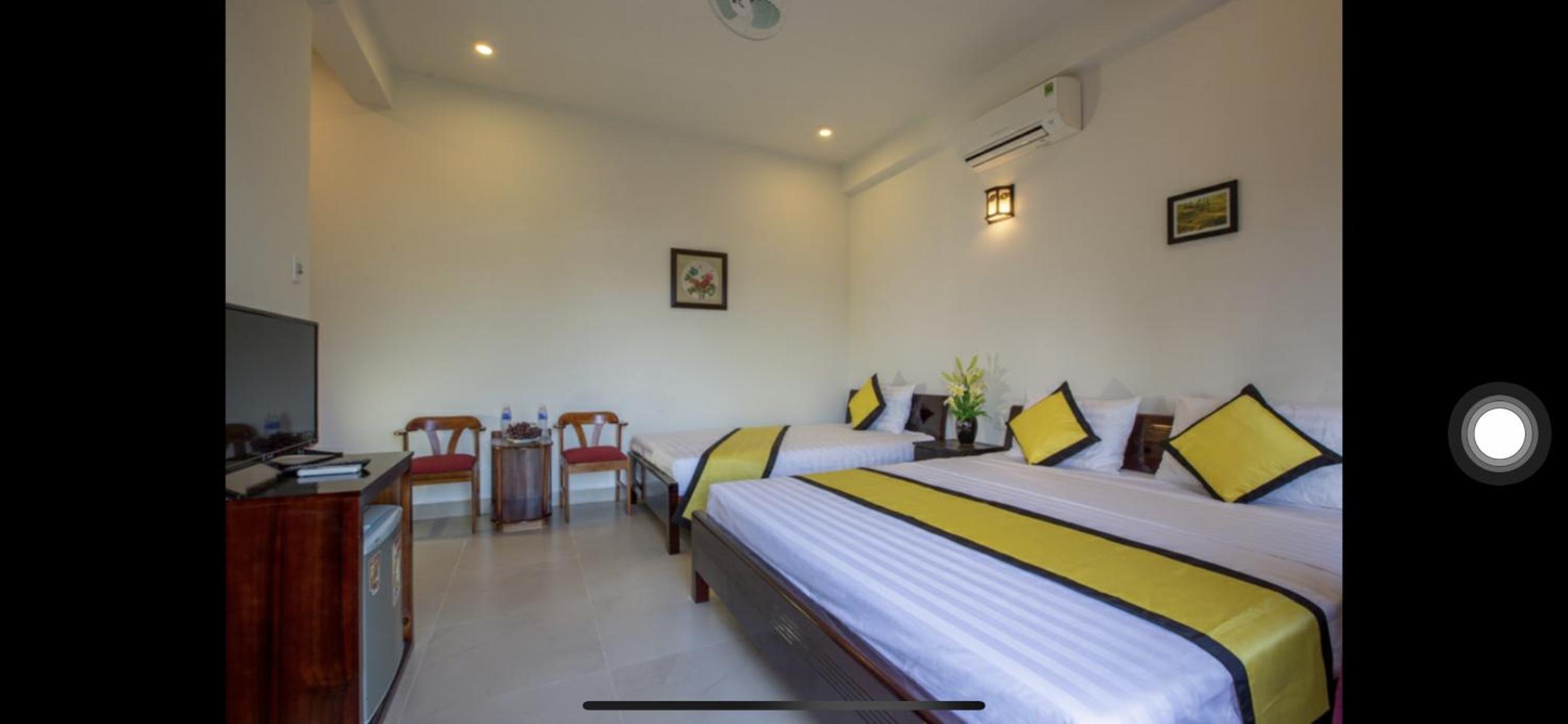 Triple Room with Private Bathroom photo 2