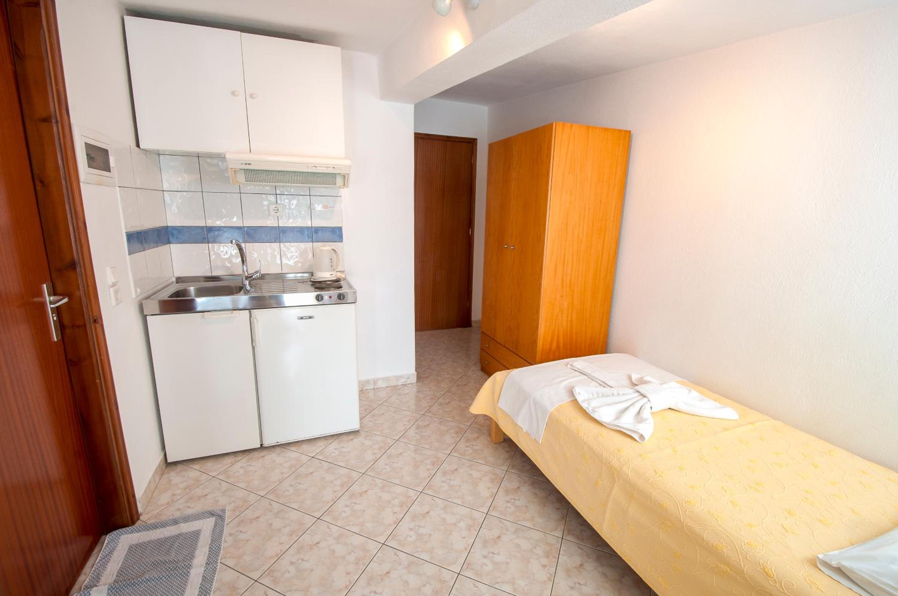 Triple Room with Sea View photo 2