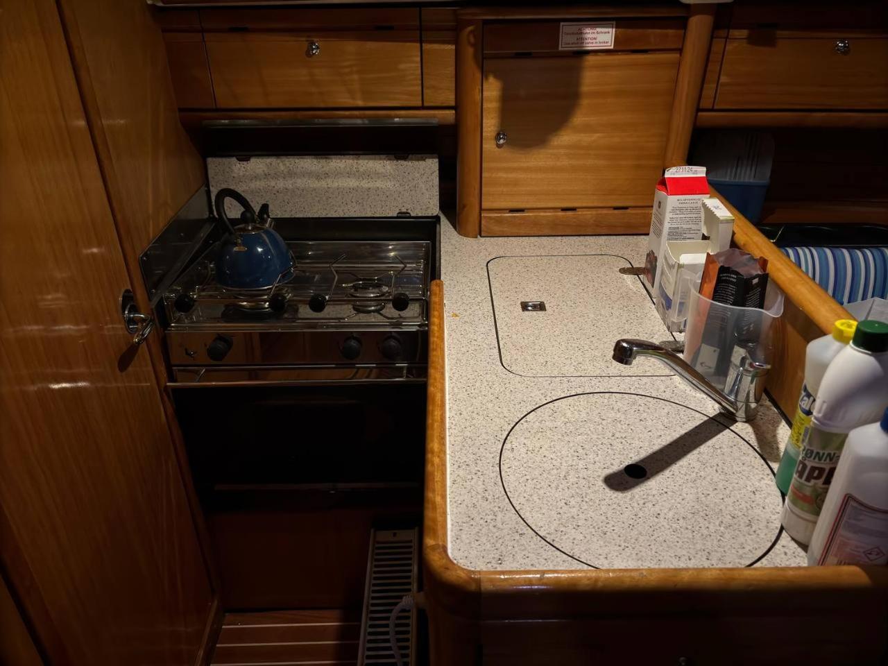 Mobile Home photo 2
