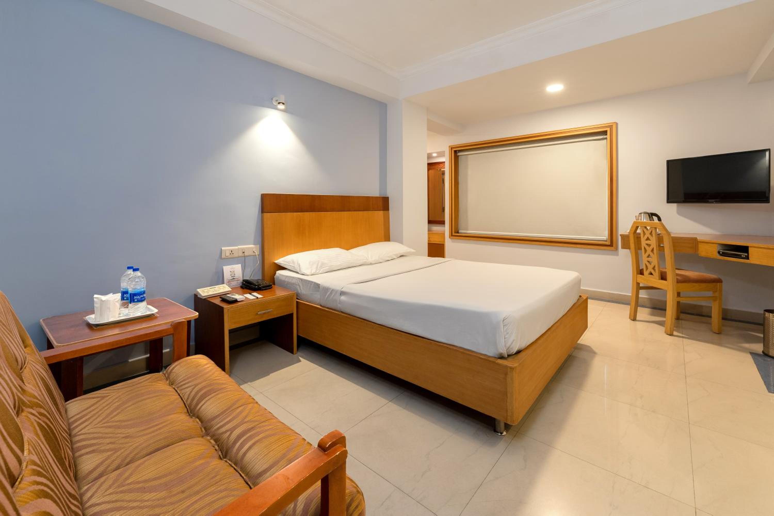 Standard Double Room - Photo 1