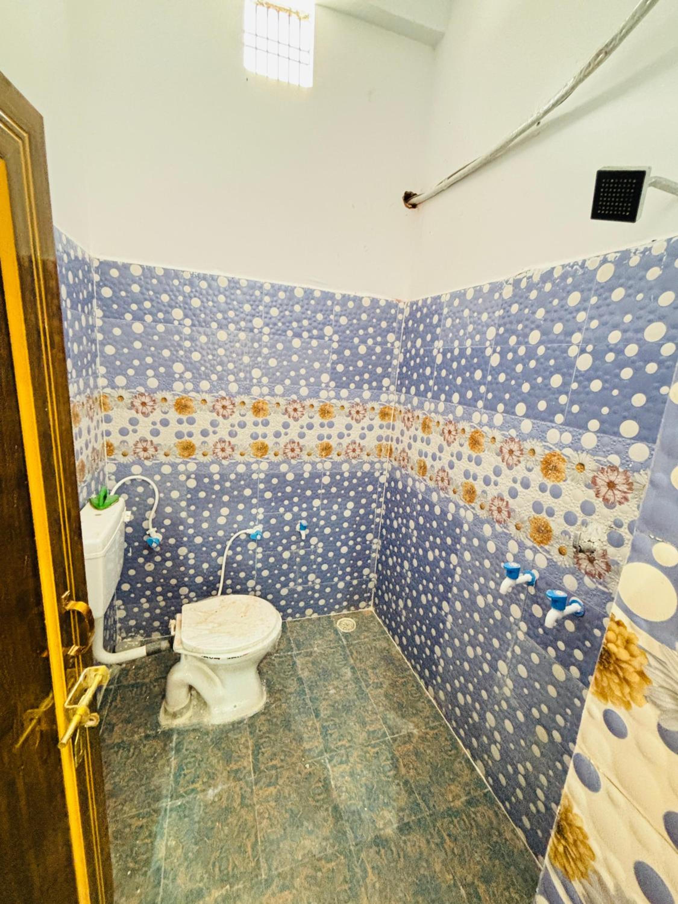 Double Room With Private Bathroom photo 2
