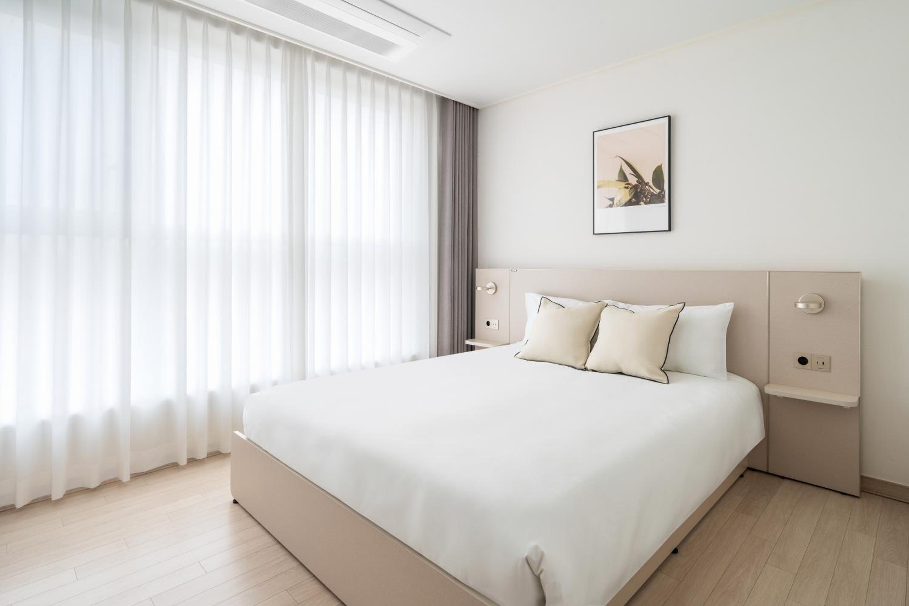 Premier Suite Ocean - Photo 1