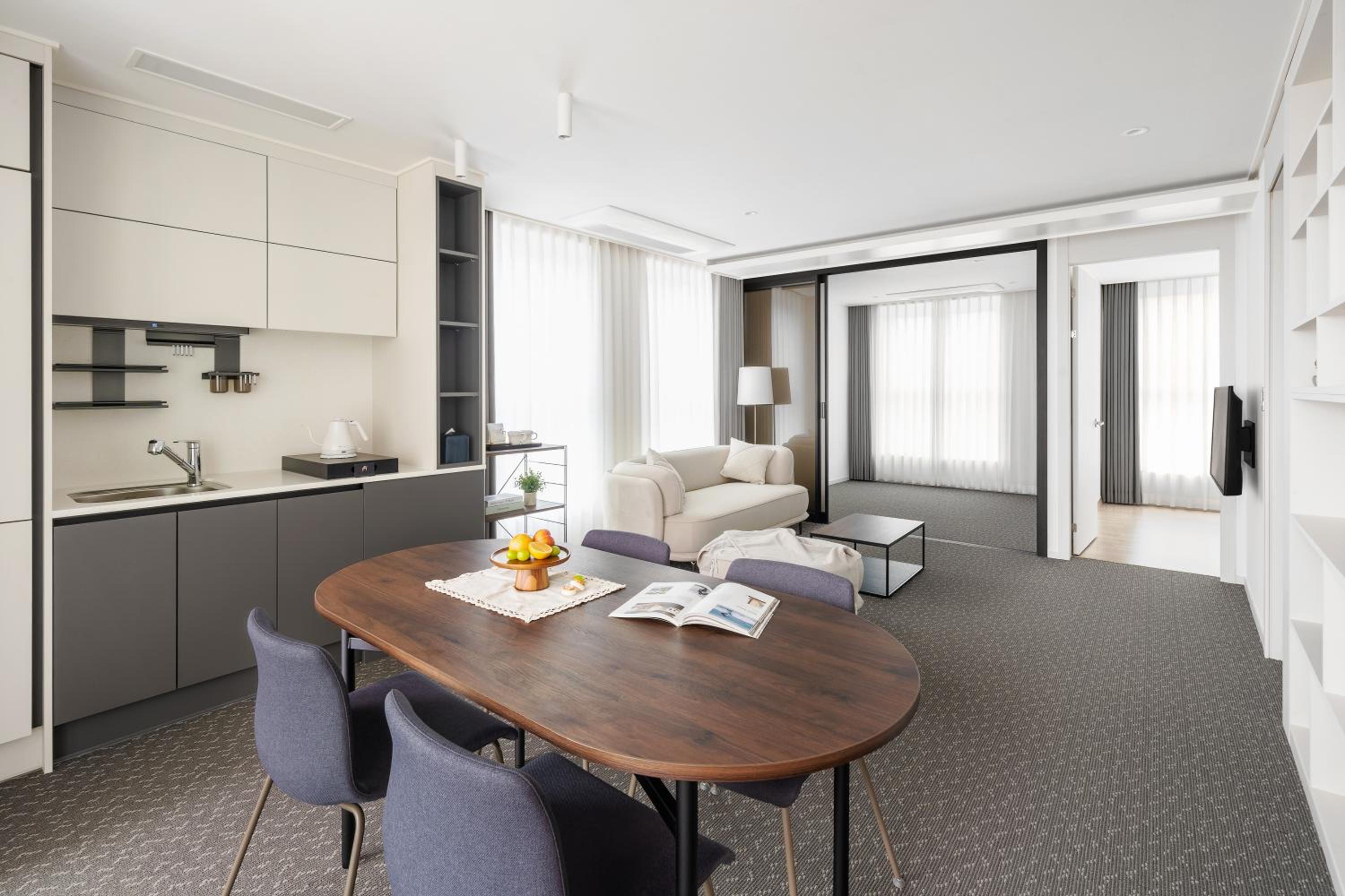 Premier Suite Ocean - Photo 33