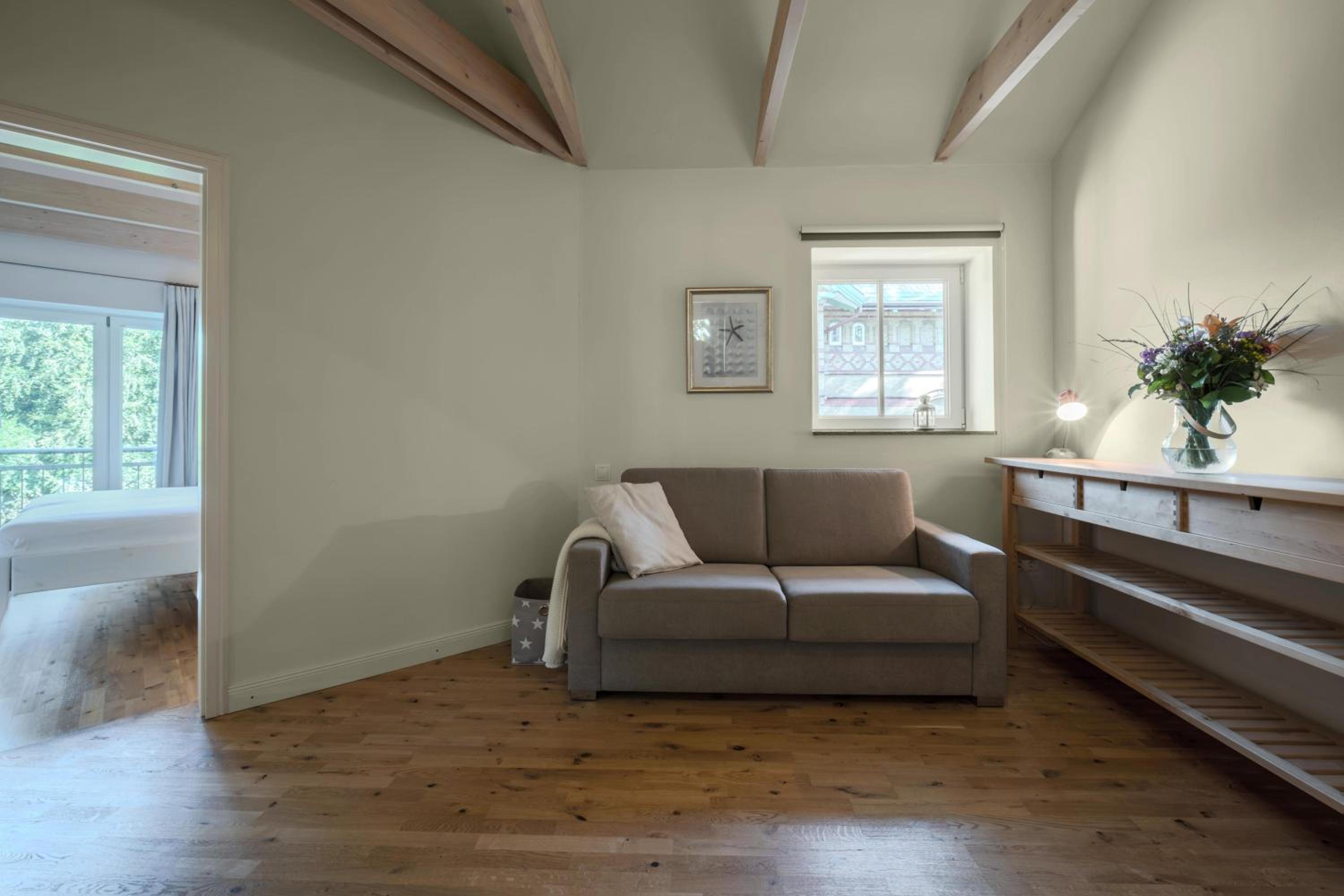 Apartment with Lake View photo 3