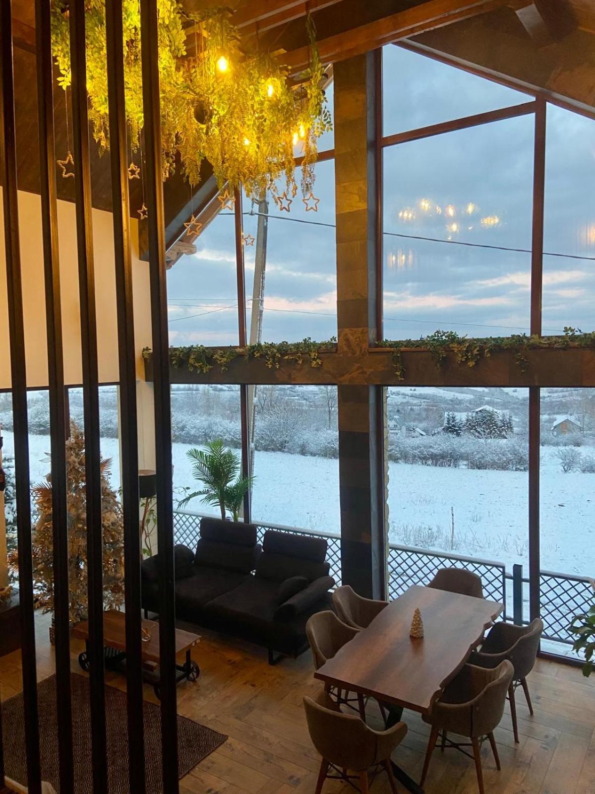 Two-Bedroom Villa - Photo 9
