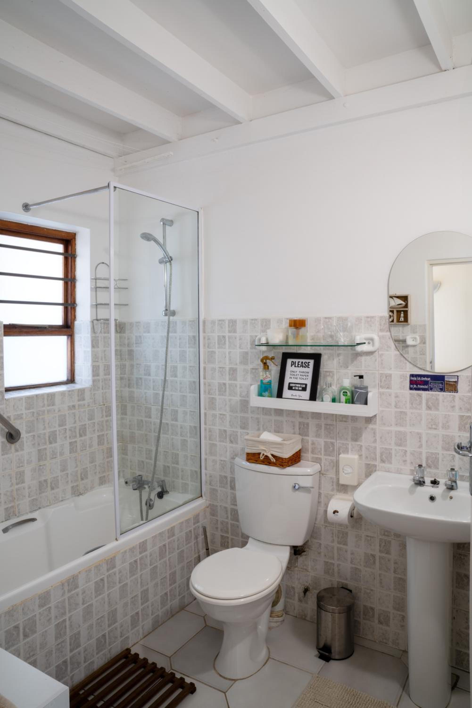 Twin/Double Room photo 2