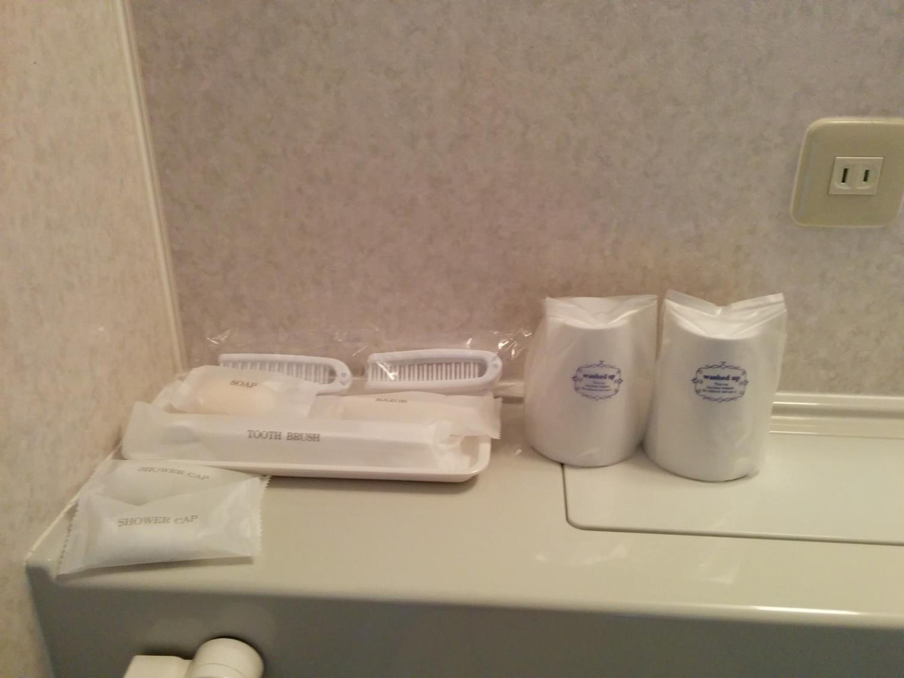 Single Room - Non-Smoking photo 2