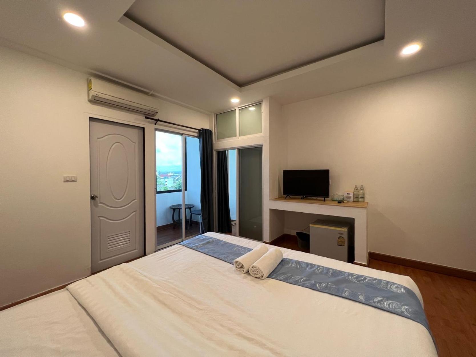 Premier Double Room - Photo 6
