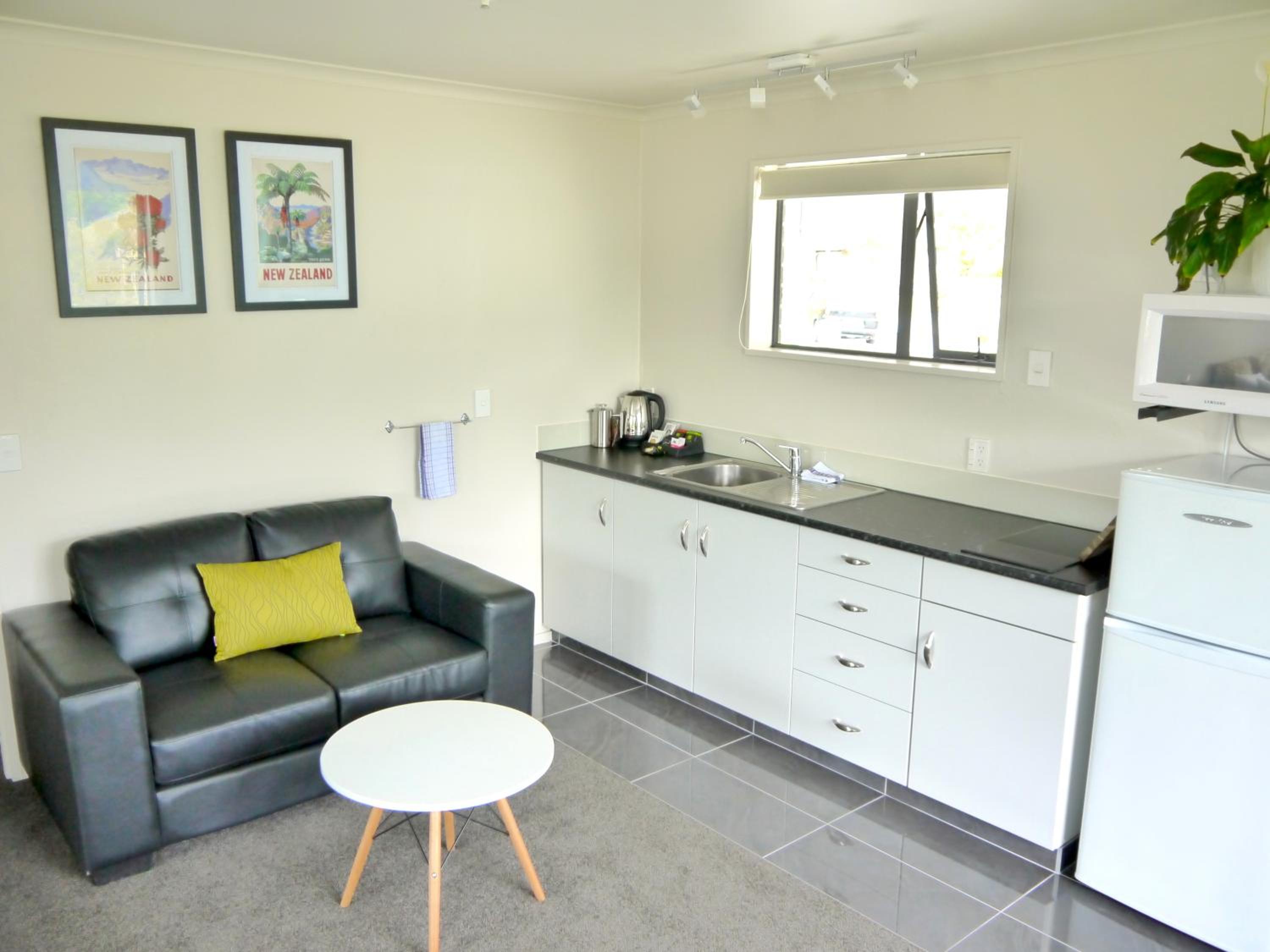 Studio with Kitchen and Mountain View - Photo 20