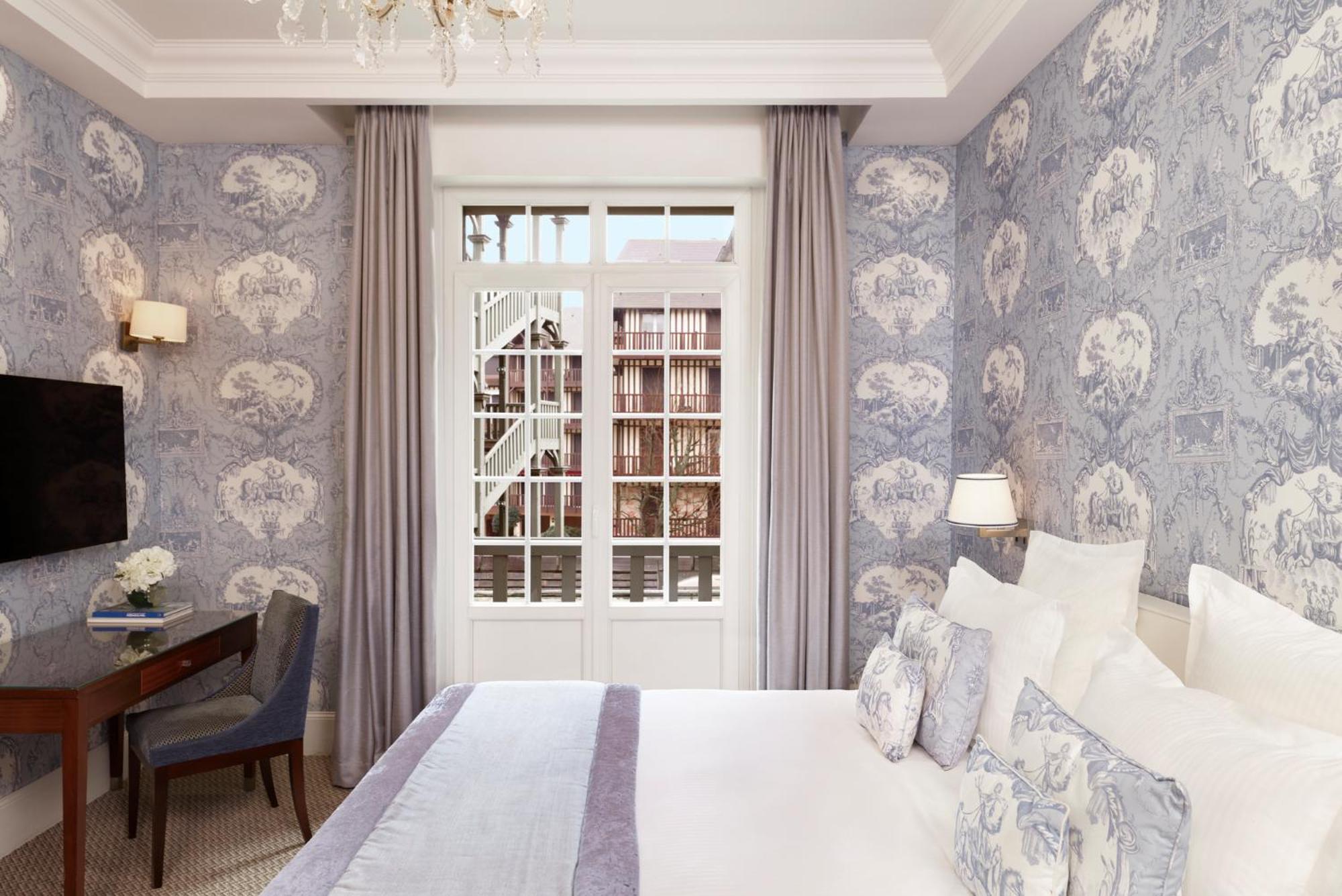 Superior Double or Twin Room - Photo 1