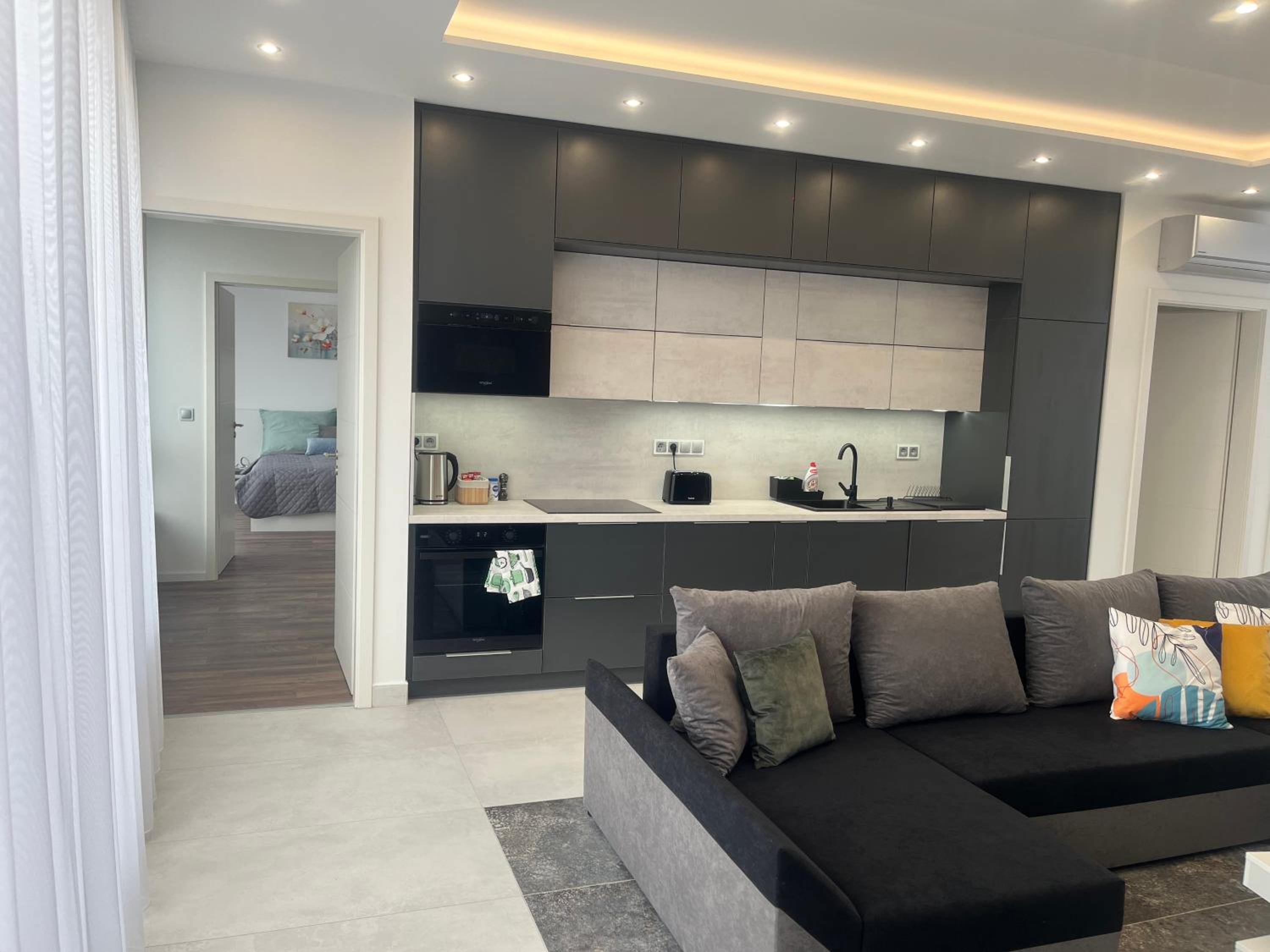 Penthouse Apartment photo 2