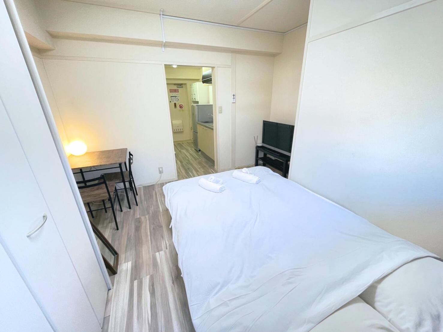 Studio Apartment photo 2