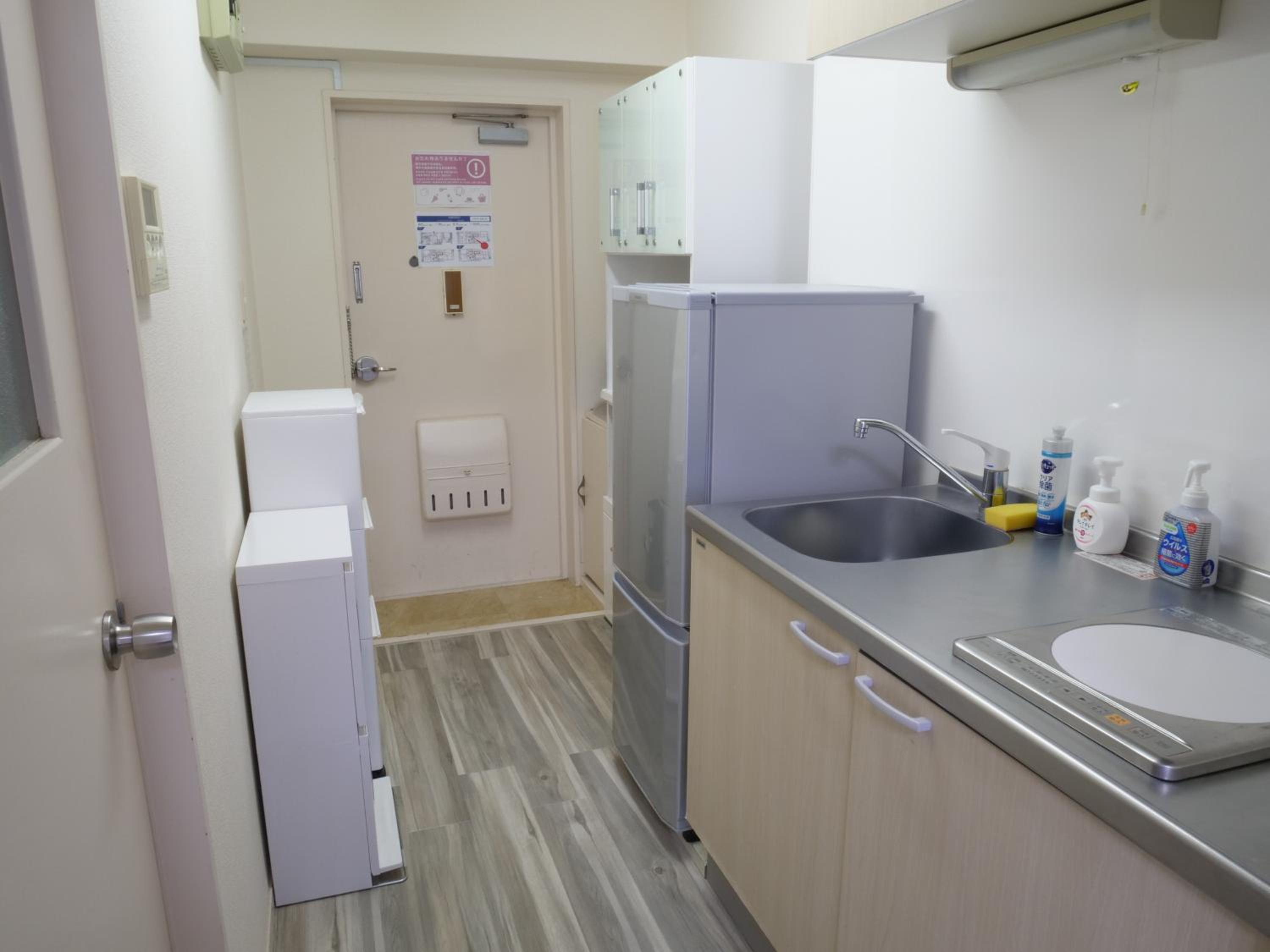 Studio Apartment photo 3