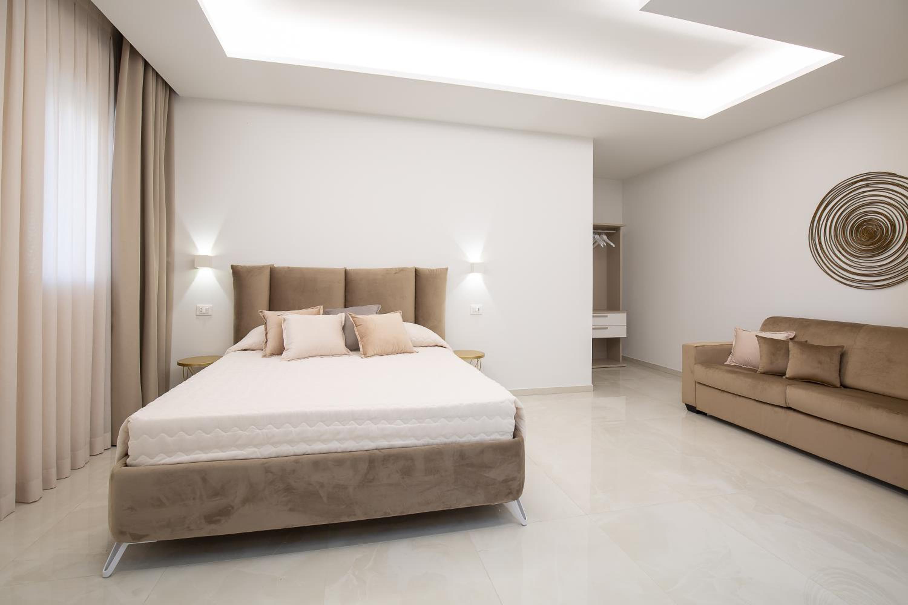 One-Bedroom House photo 1