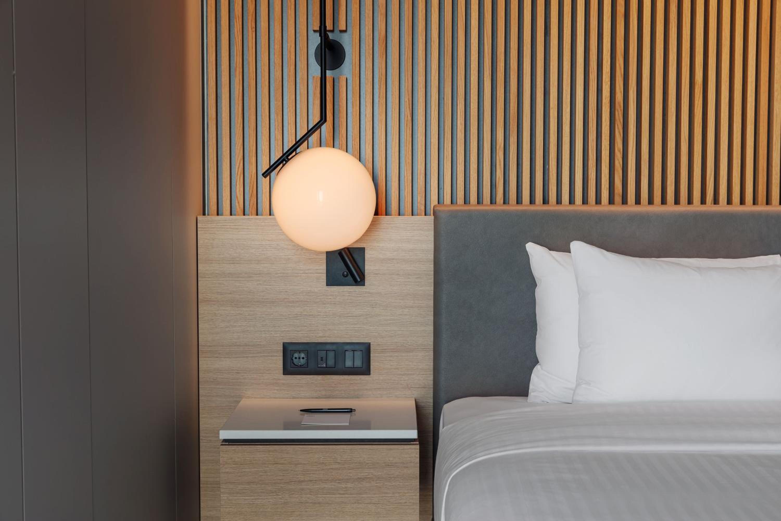 Superior King Room with Sea view - Photo 1