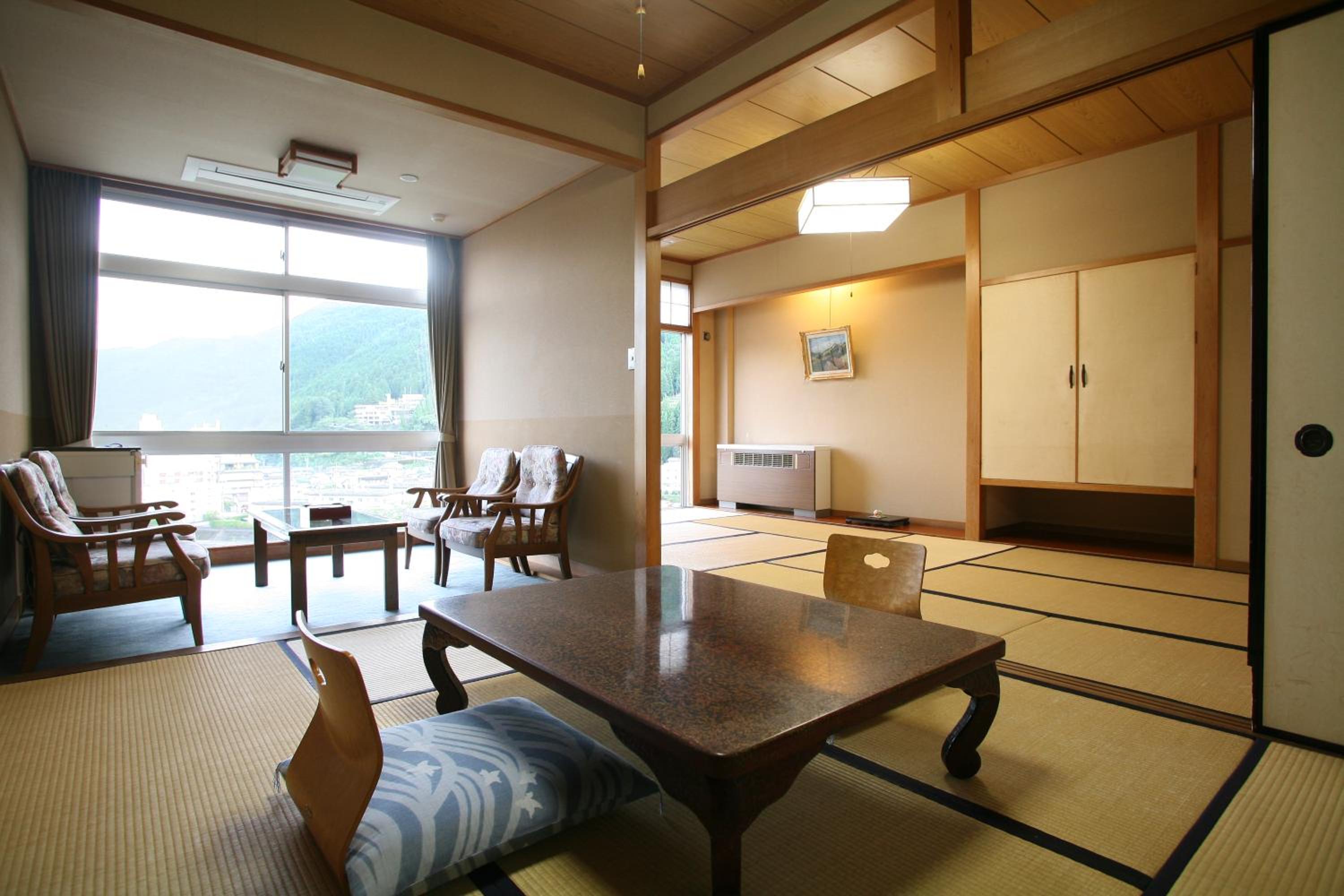 Japanese-Style Deluxe Room - Hida Beef Dinner Included