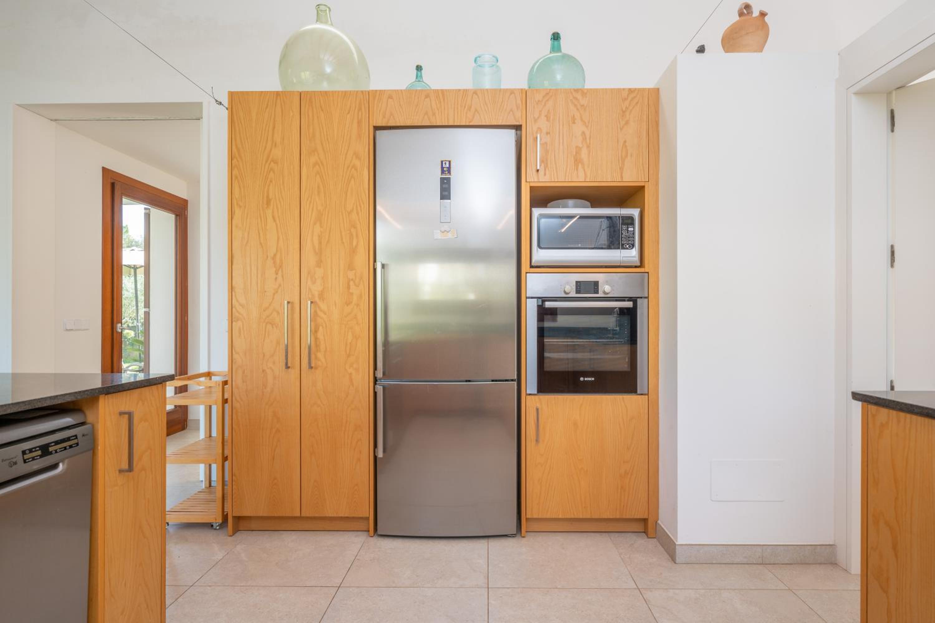 Three-Bedroom House photo 2