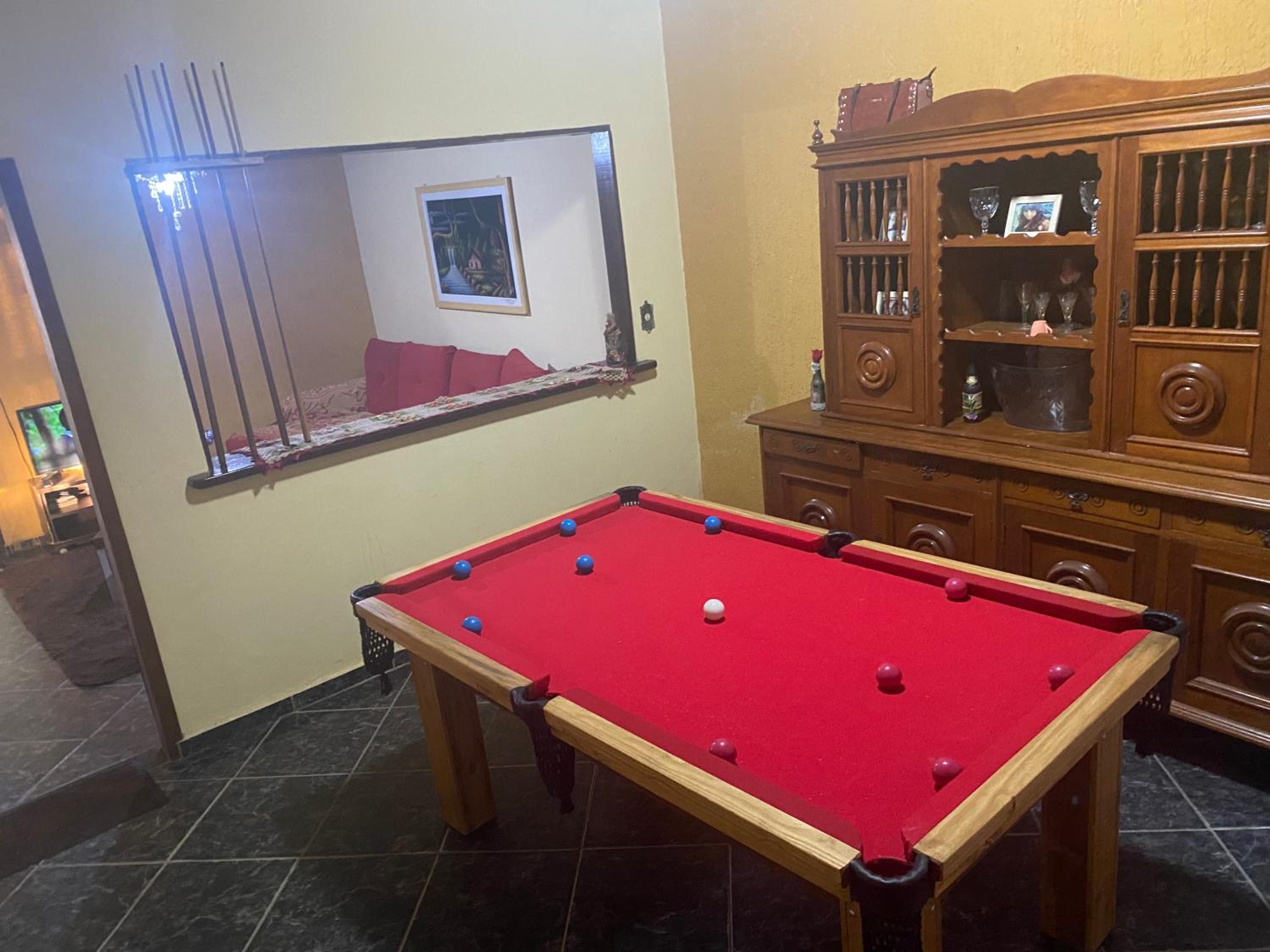 Three-Bedroom House photo 3