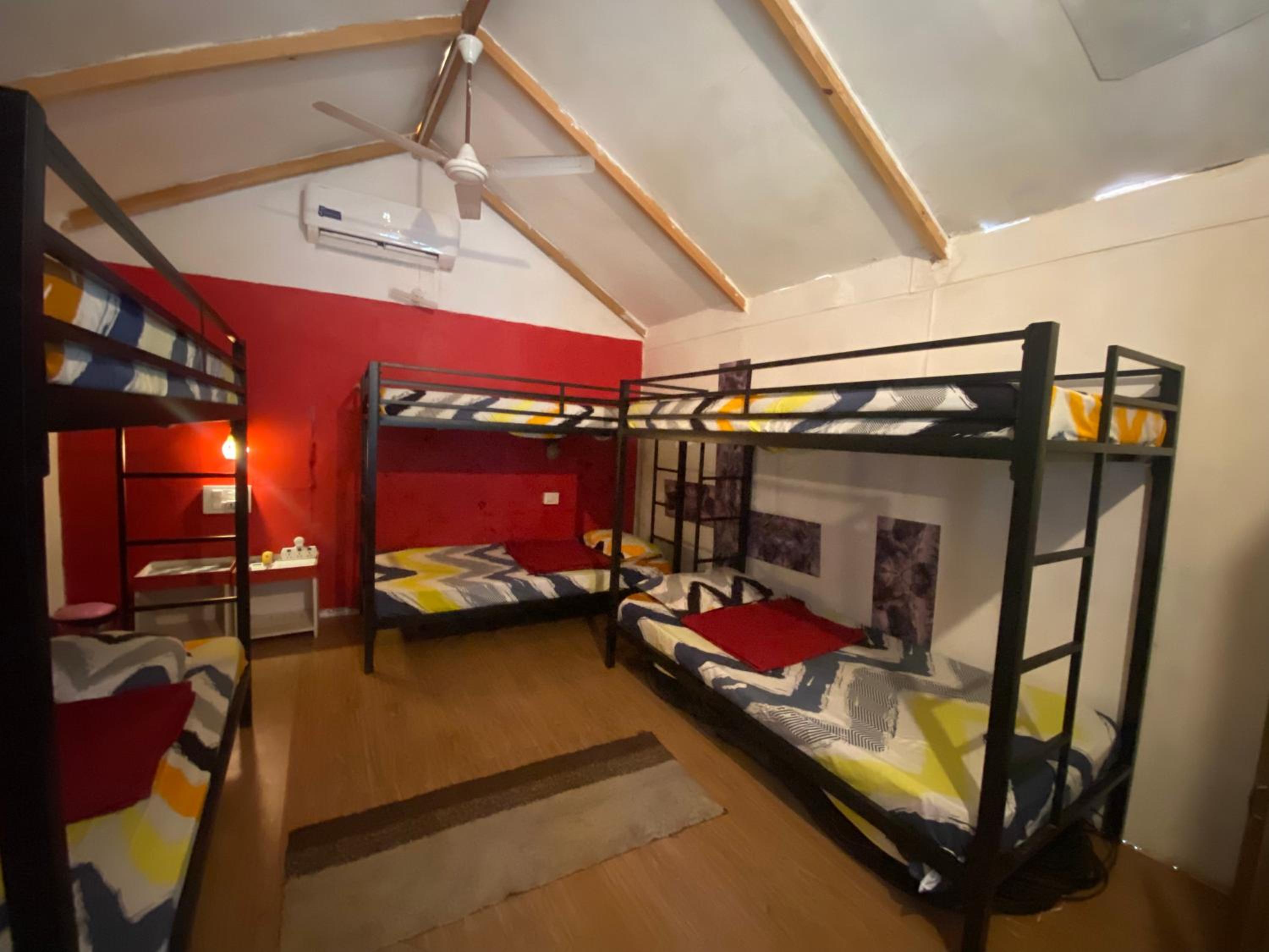 Bed In 6-Bed Mixed Dormitory Room
