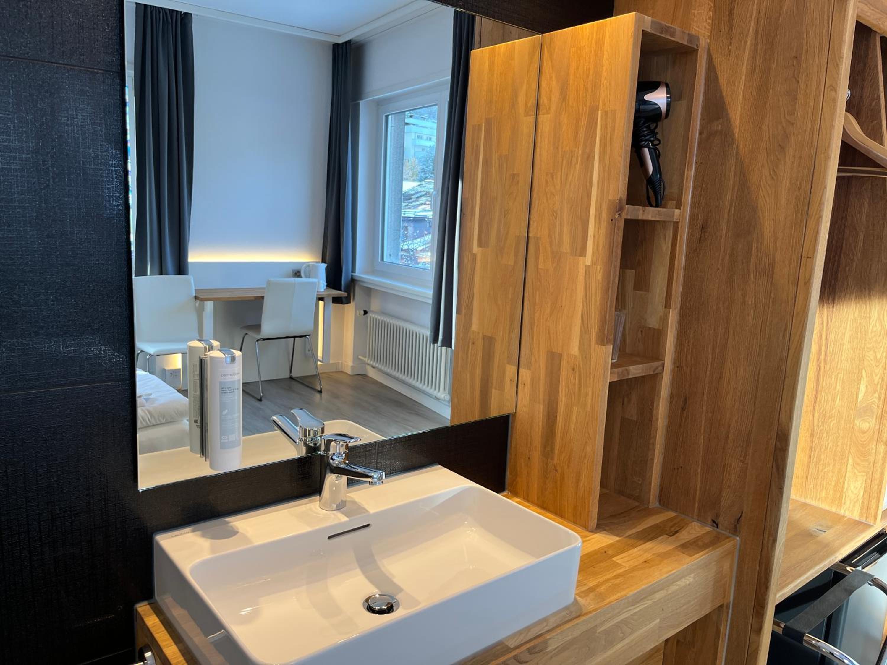 Double Room with Mountain View