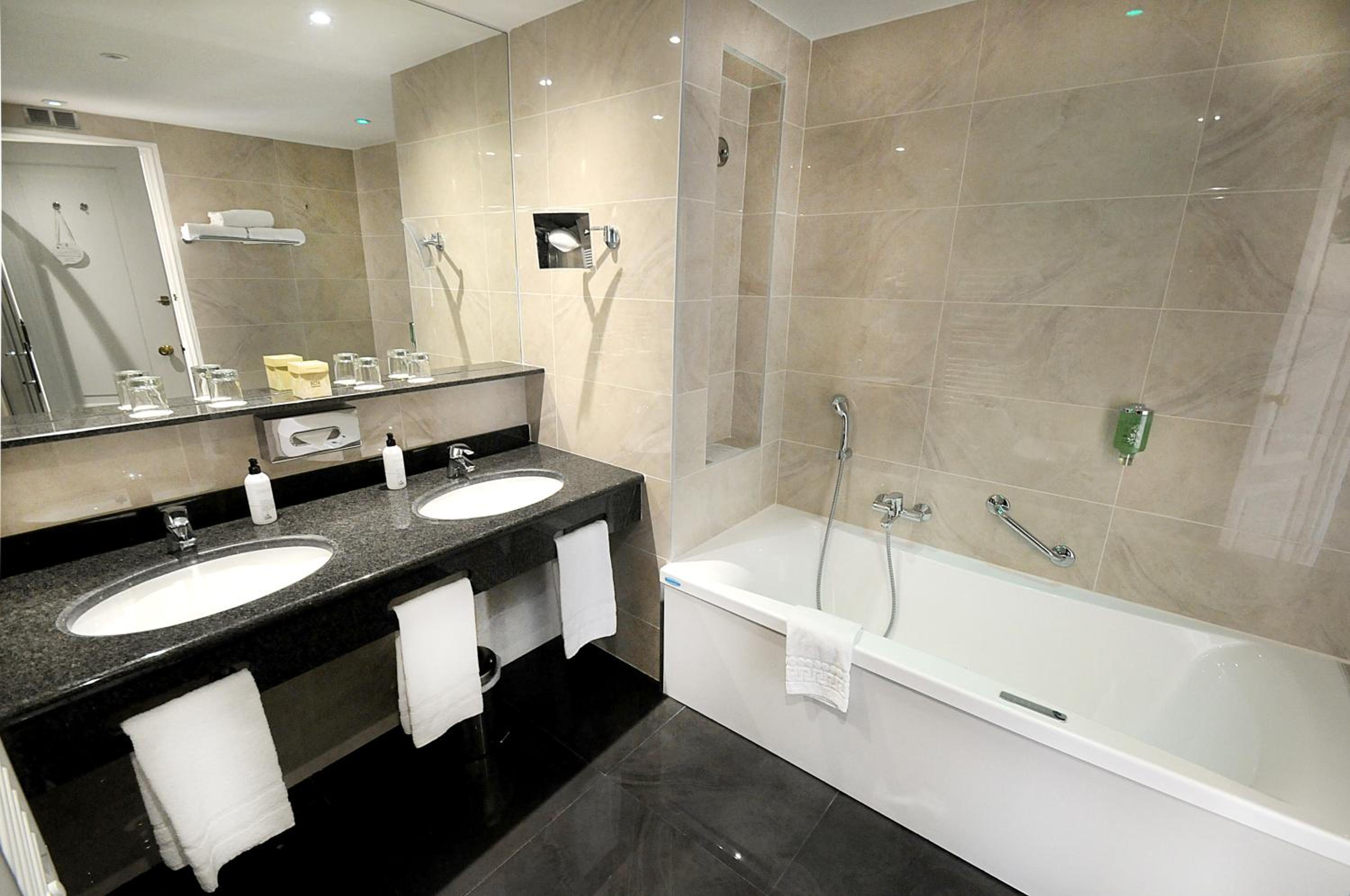 Premium Double Room photo 3