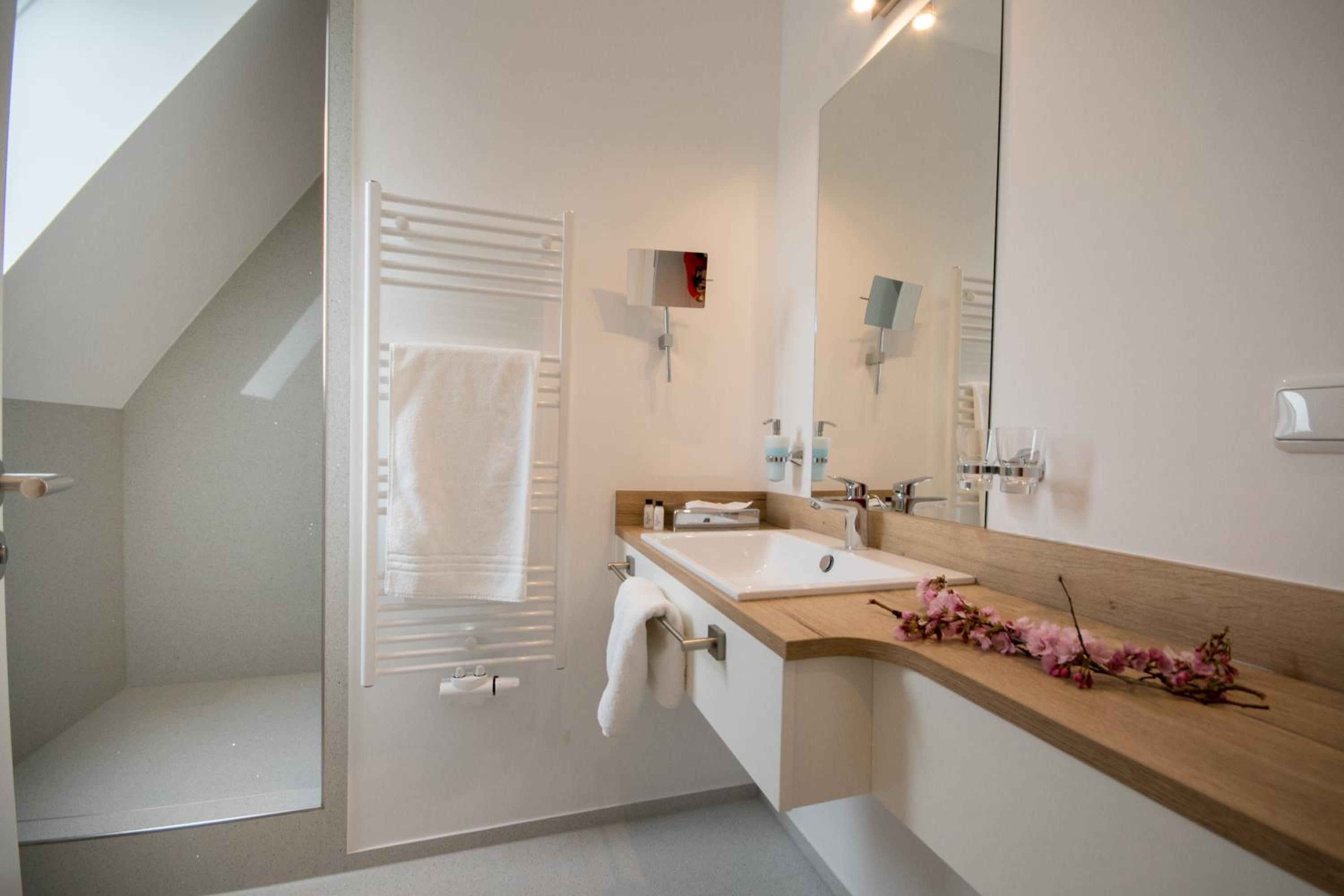 Double Room with Balcony and Sea View photo 3