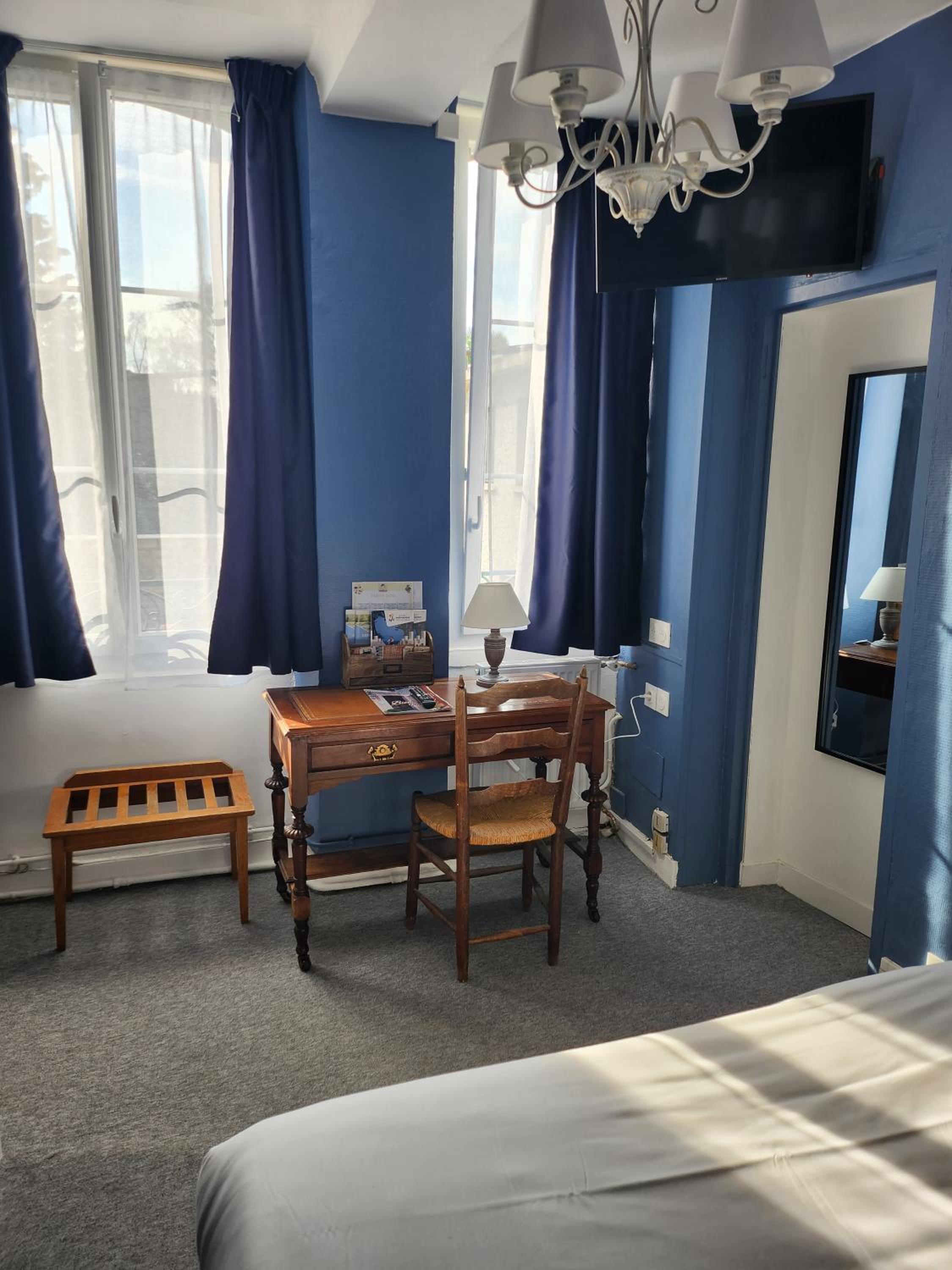Double Room - Photo 19