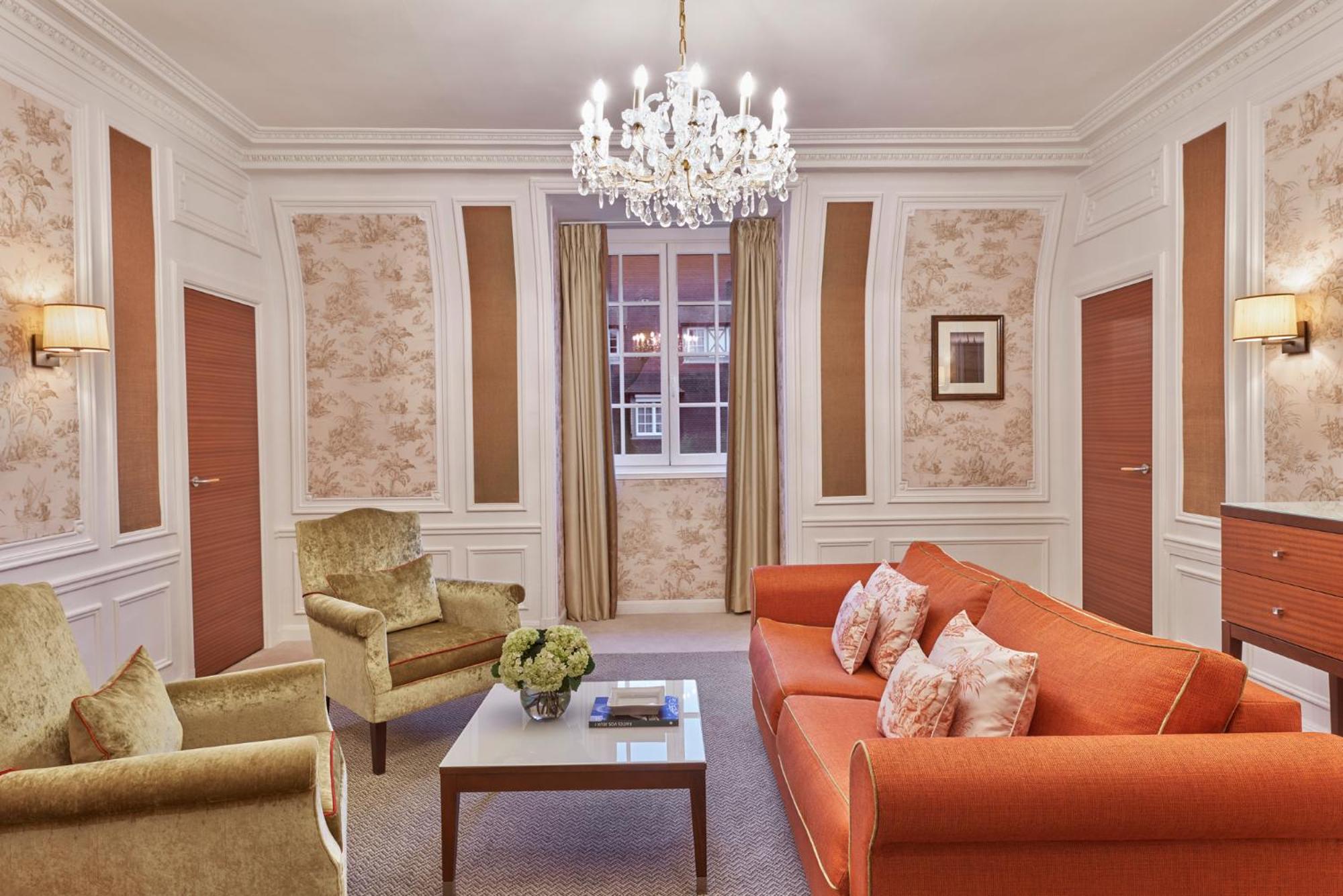 Deluxe Suite - Photo 7