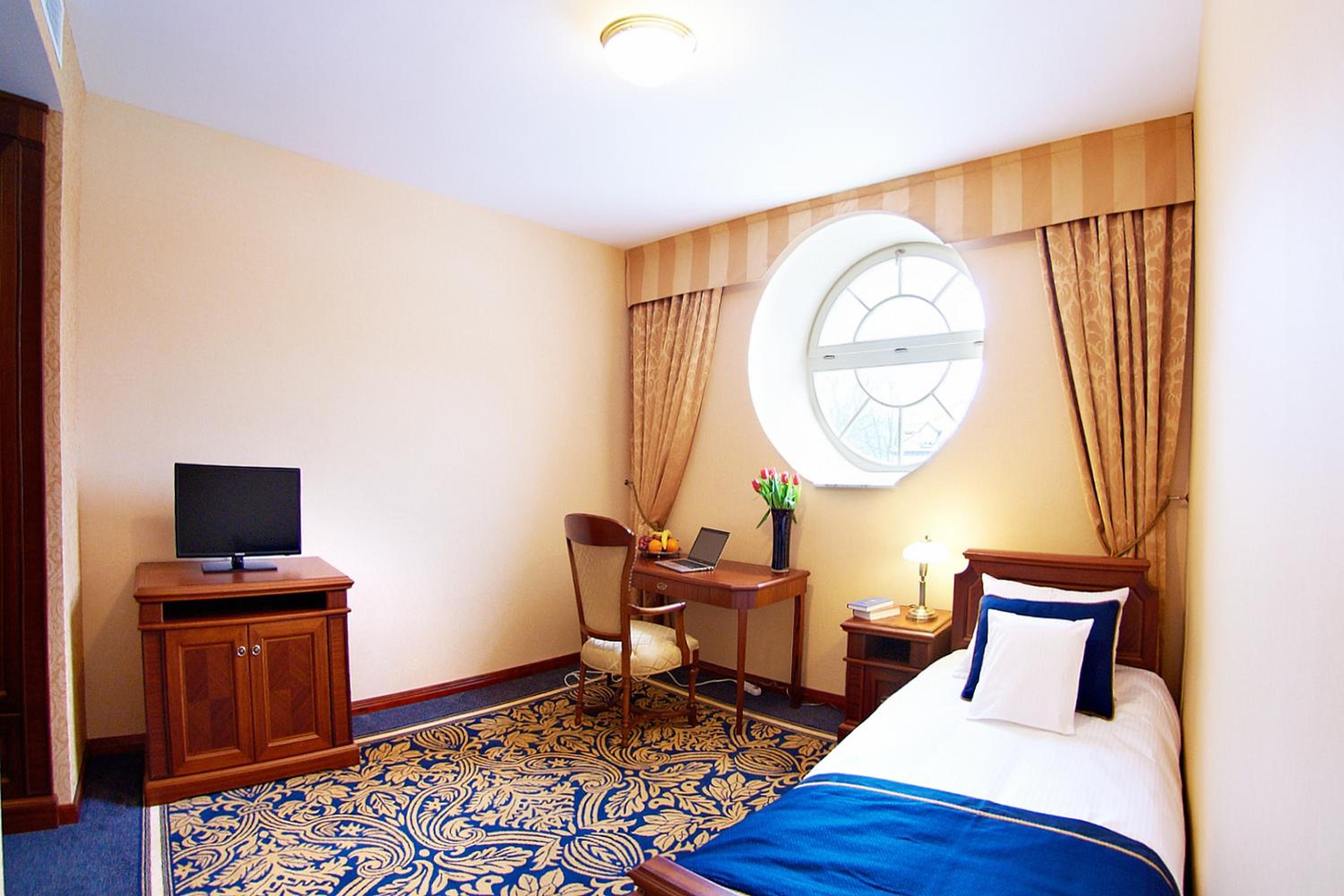 Deluxe Double or Twin Room - Photo 1