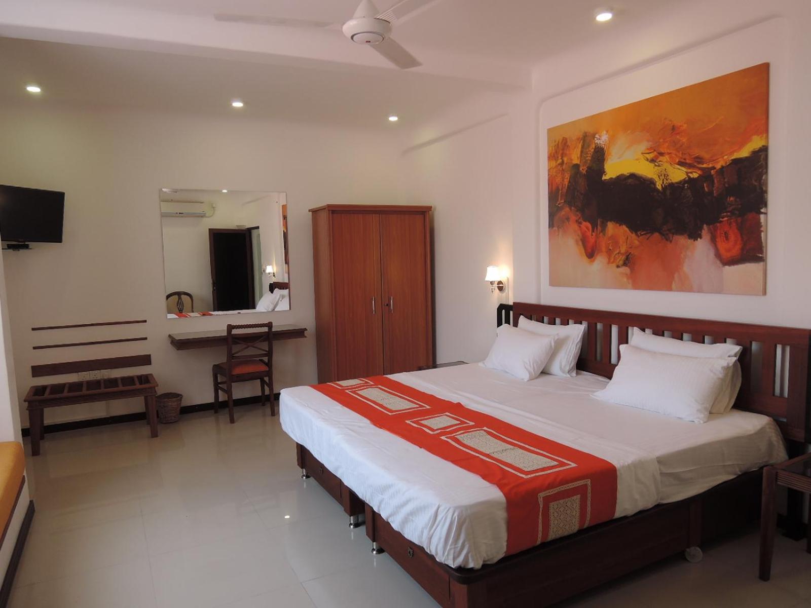 Deluxe Double or Twin Room