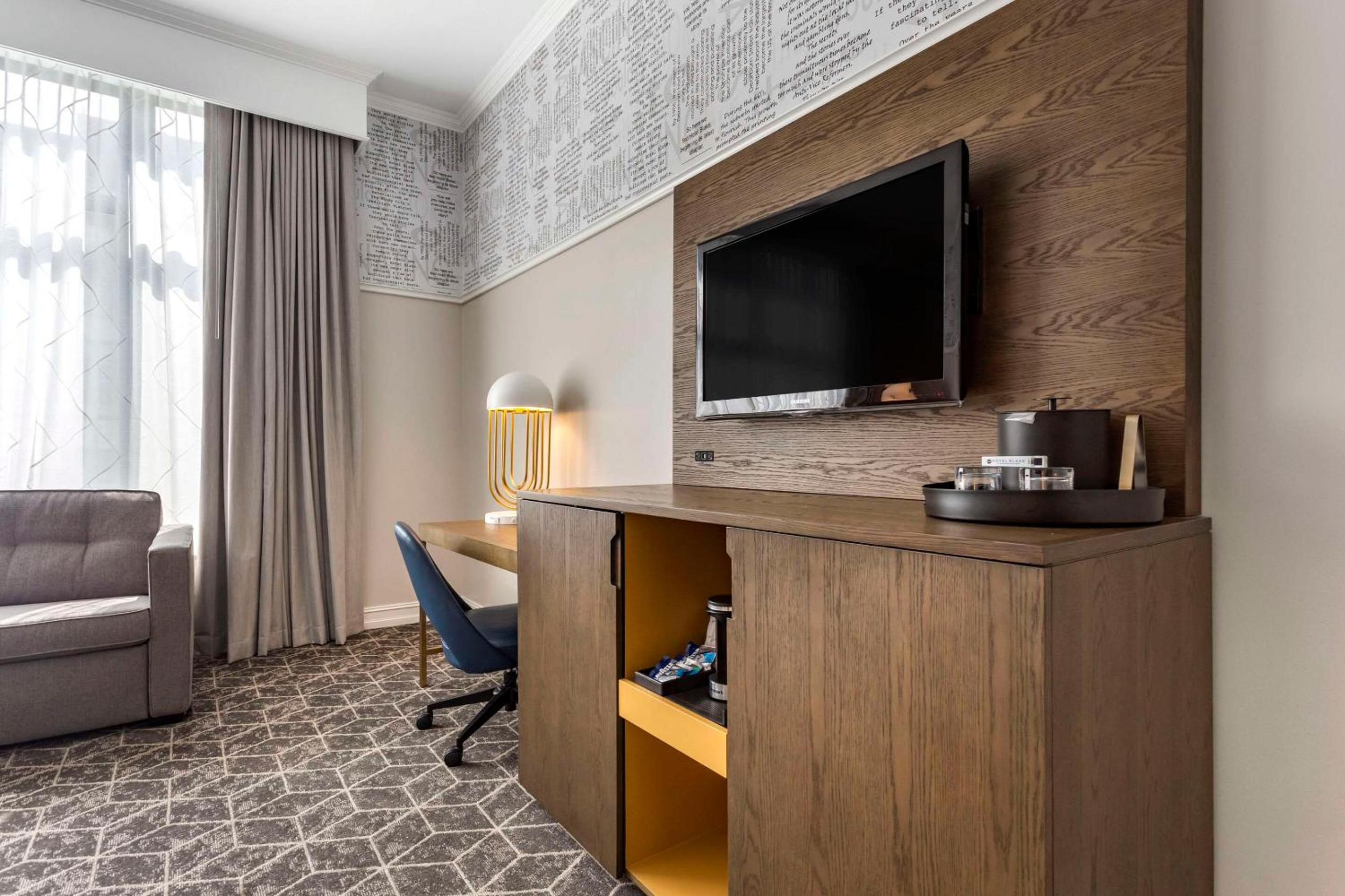 Standard King Room