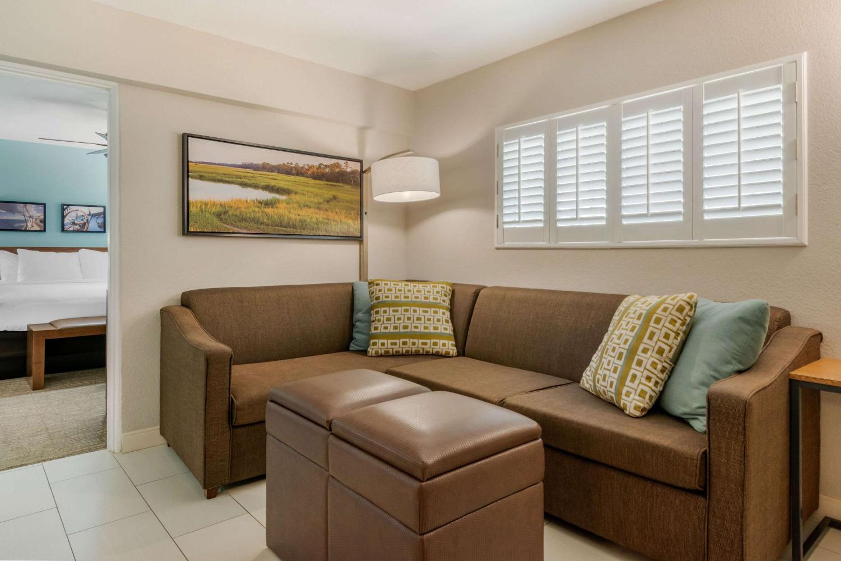 One Bedroom Double Suite - Photo 5