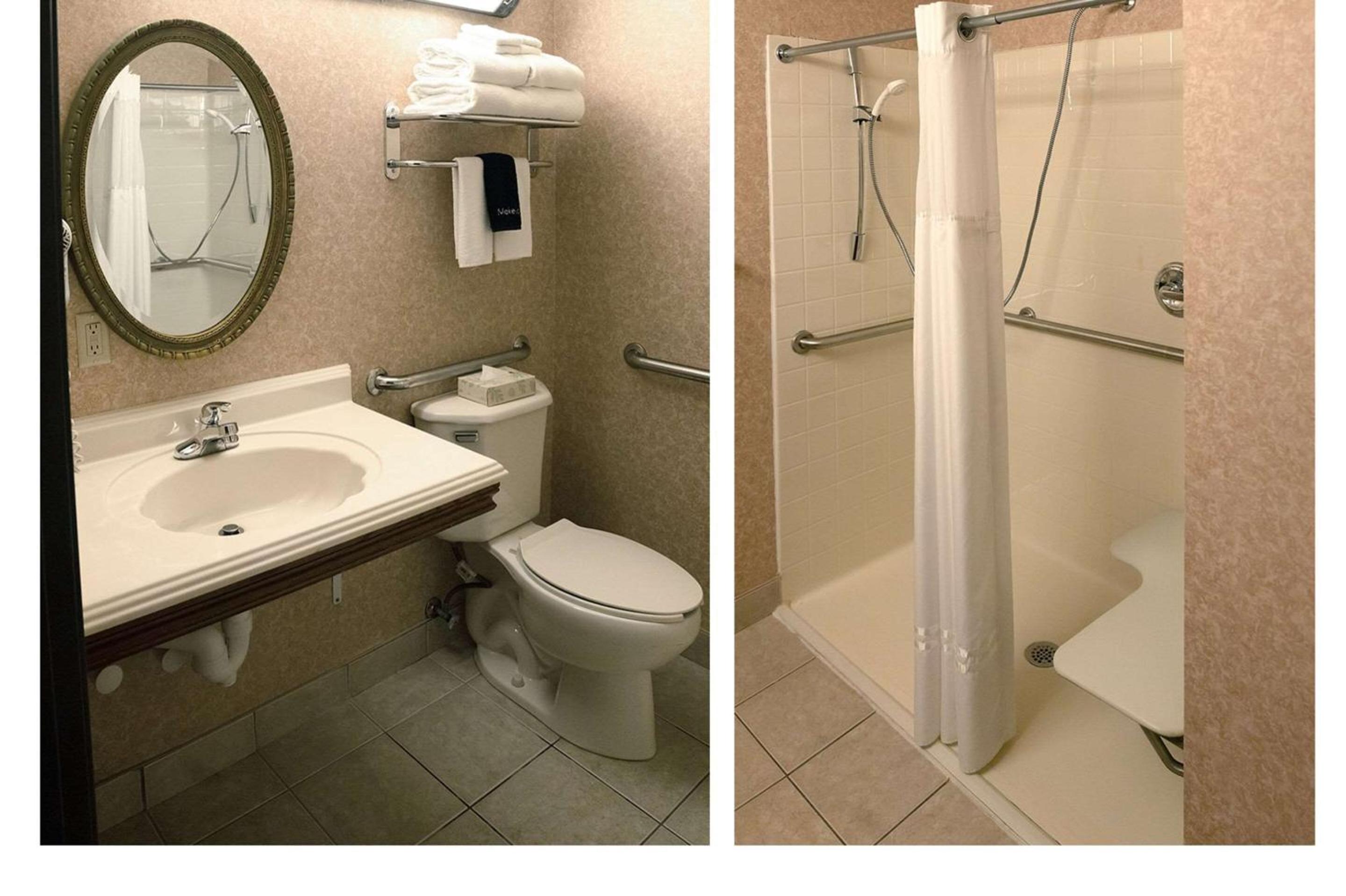 King Room - Accessible/Non-Smoking photo 2
