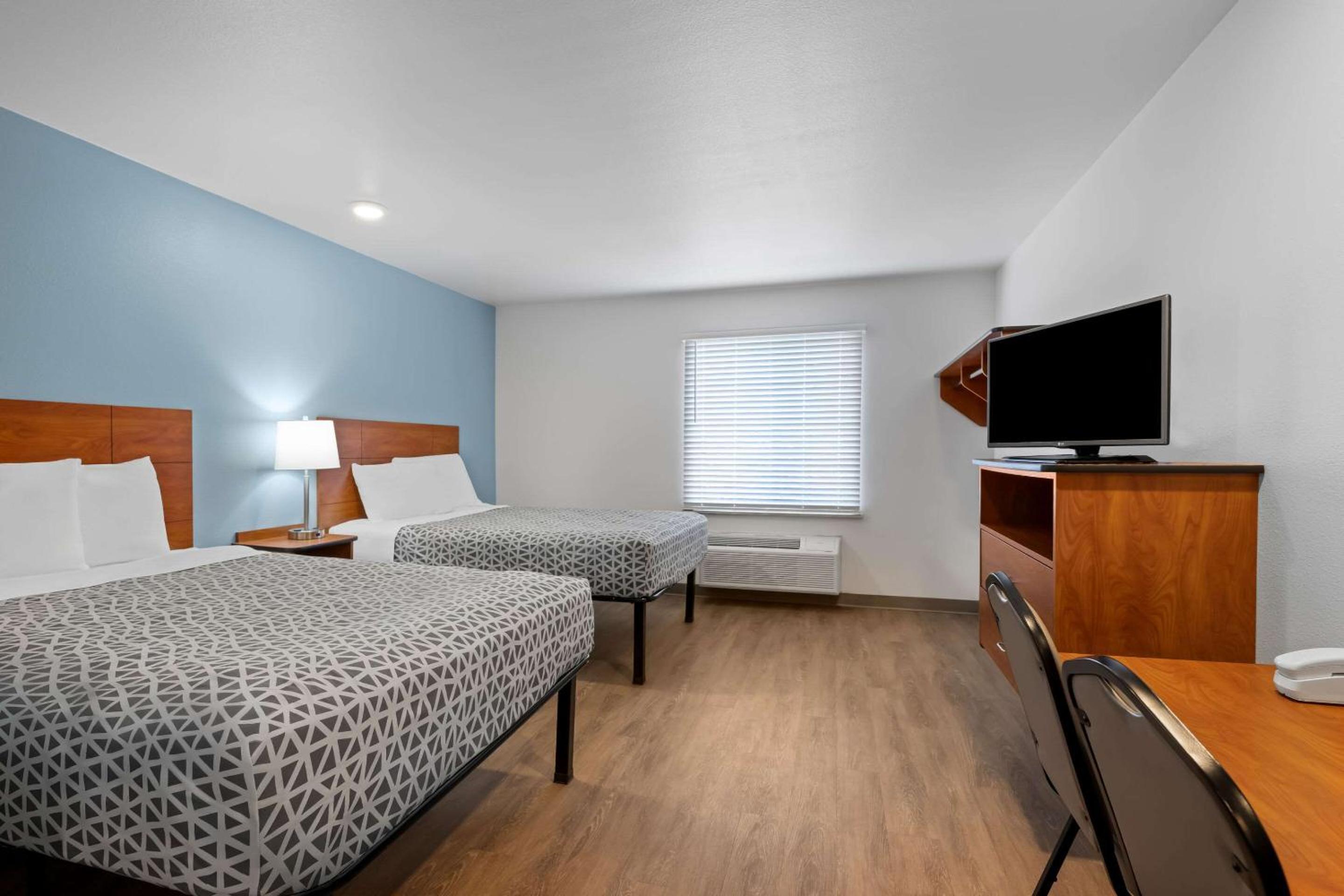 Double Room with Two Double Beds - Non-Smoking